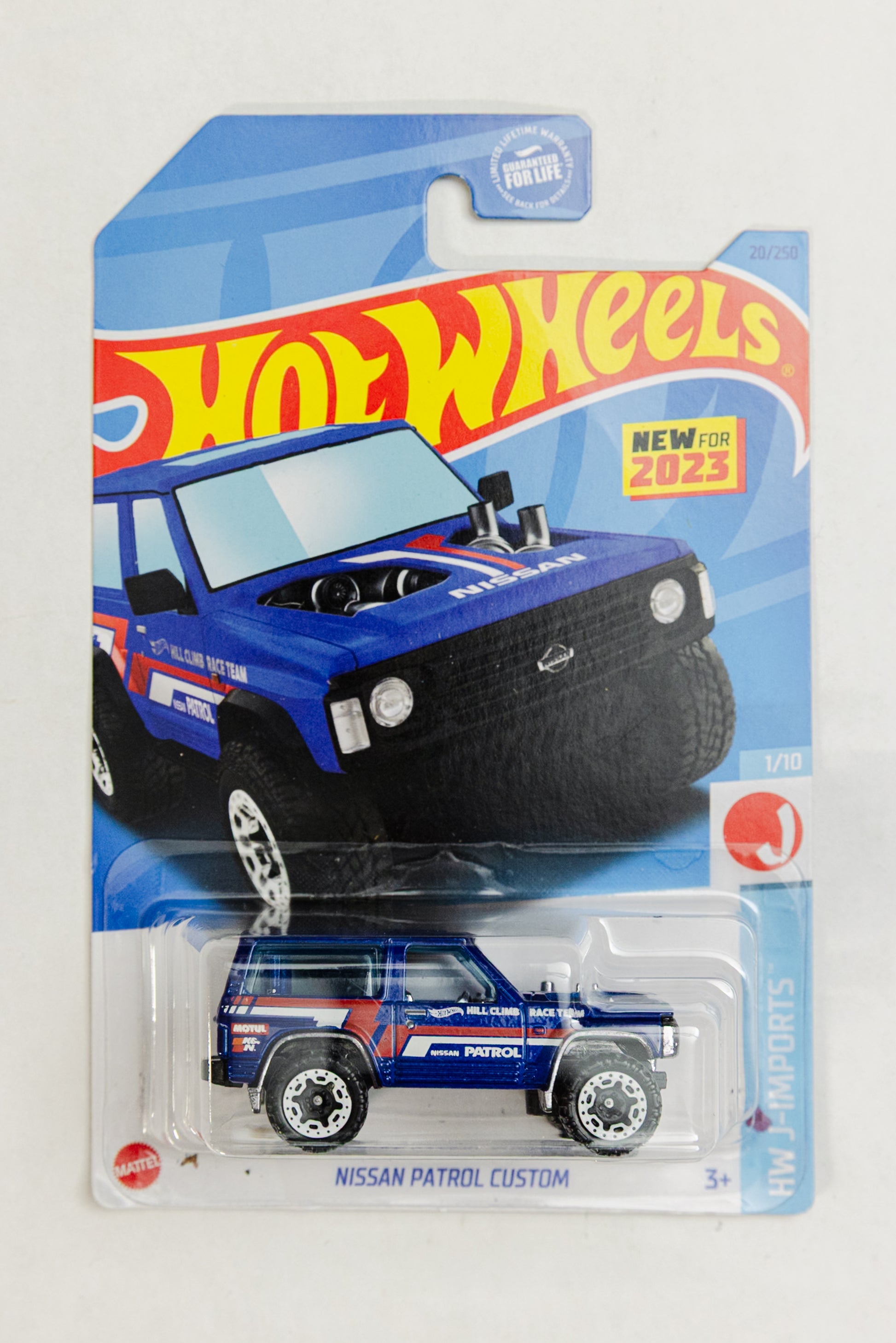 Nissan Patrol Custom - HW J-Imports (Damaged Card)