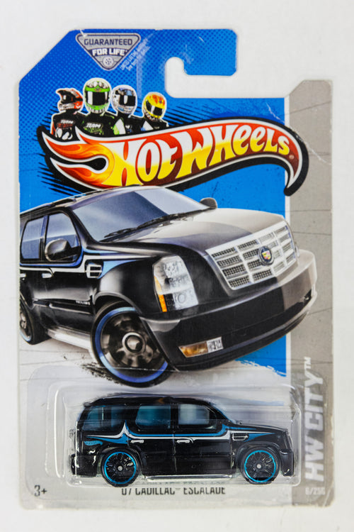 '07 Cadillac Escalade - HW City (Damaged Card)