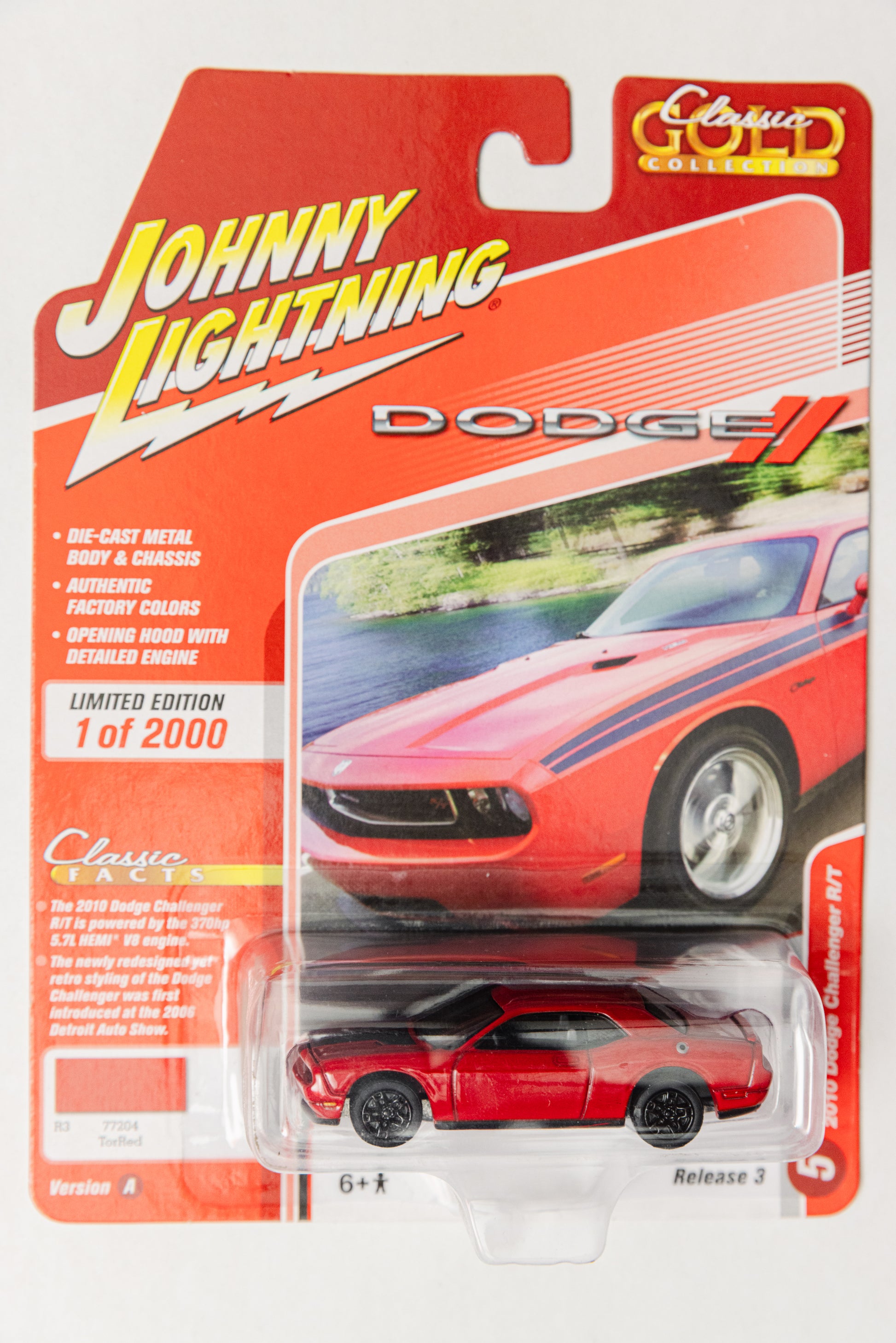 Johnny Lightning 2010 Dodge Challenger R/T