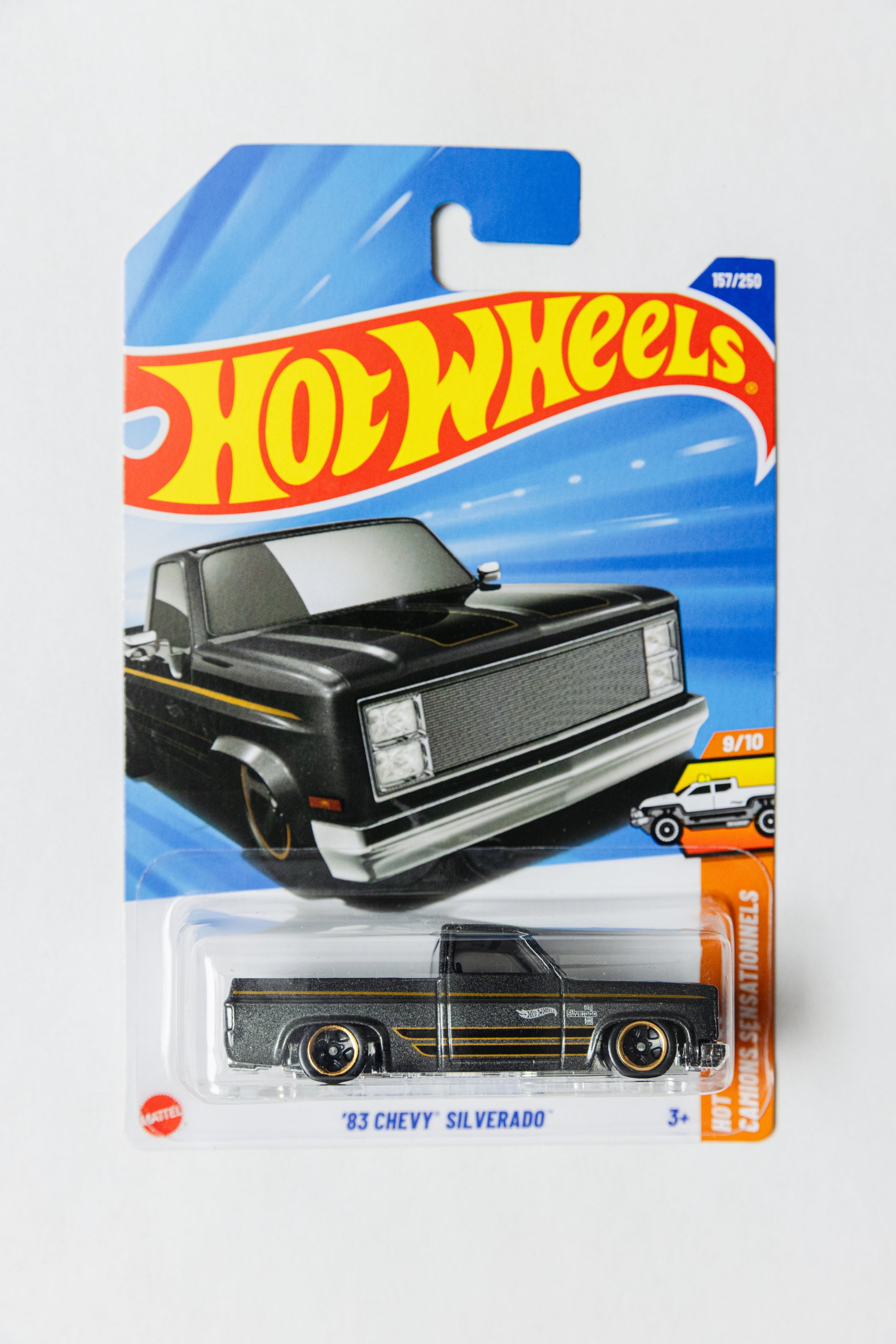'83 Chevy Silverado - Hot Trucks