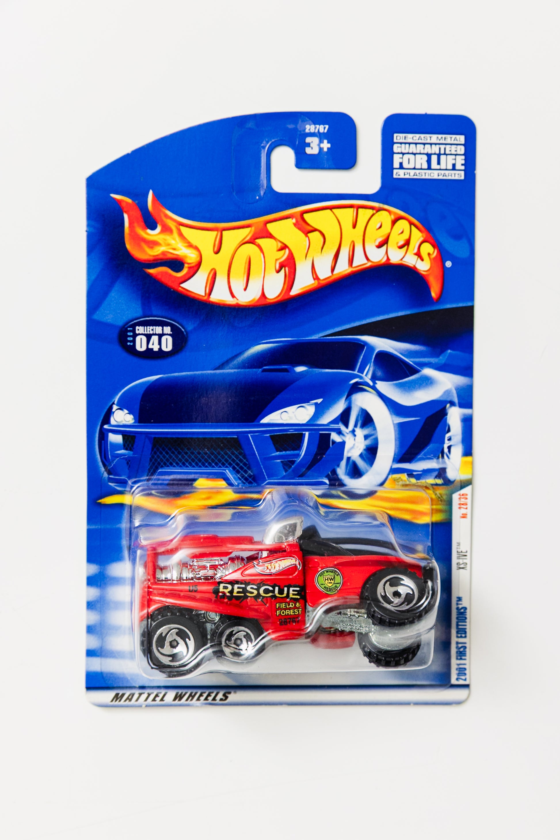 XS IVE - 2001 First Editions (Damaged Card)