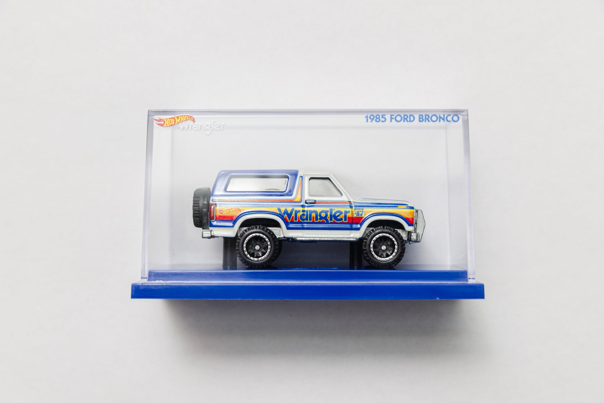 RLC '85 Ford Bronco - Wrangler