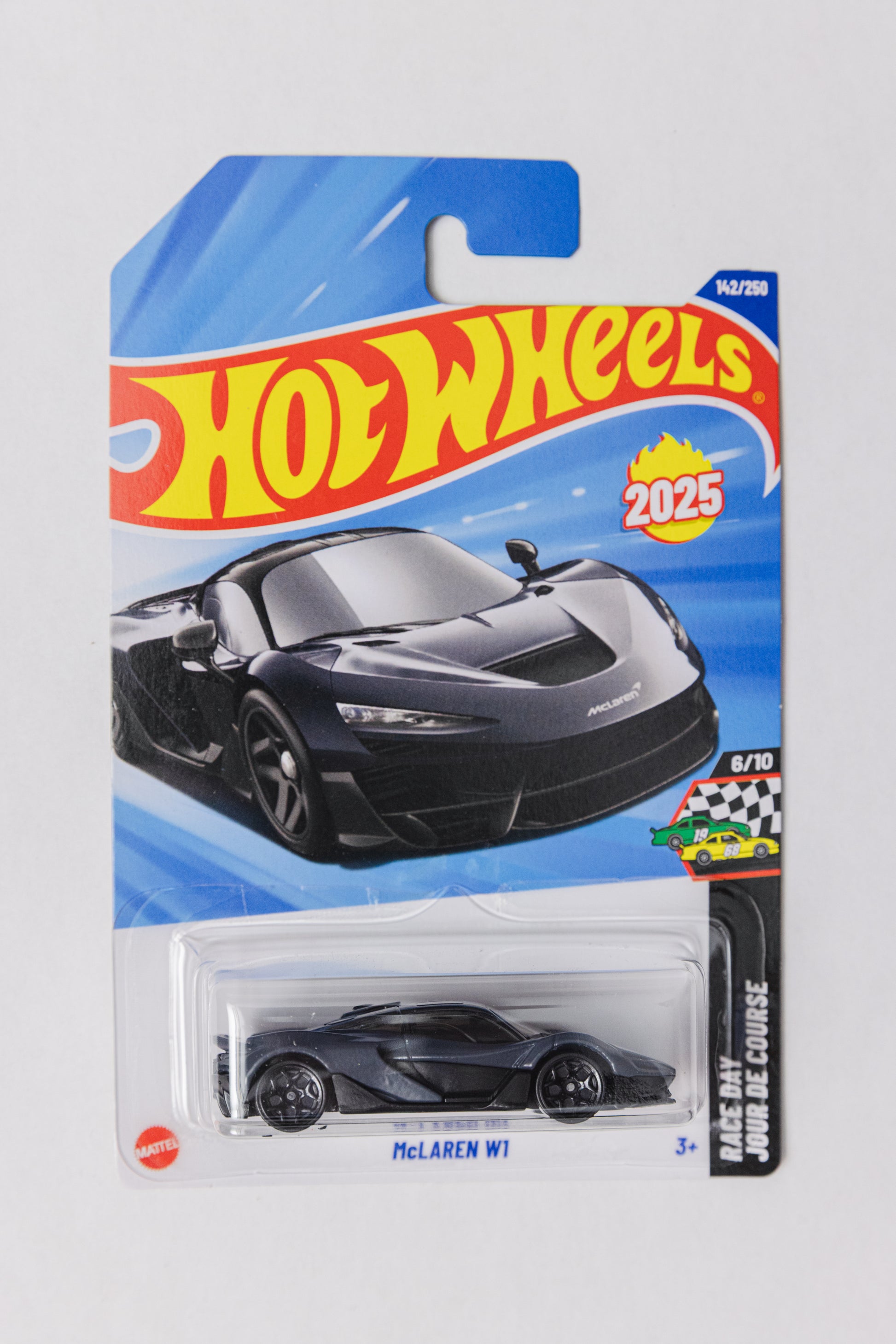 McLaren W1 - Race Day International Card