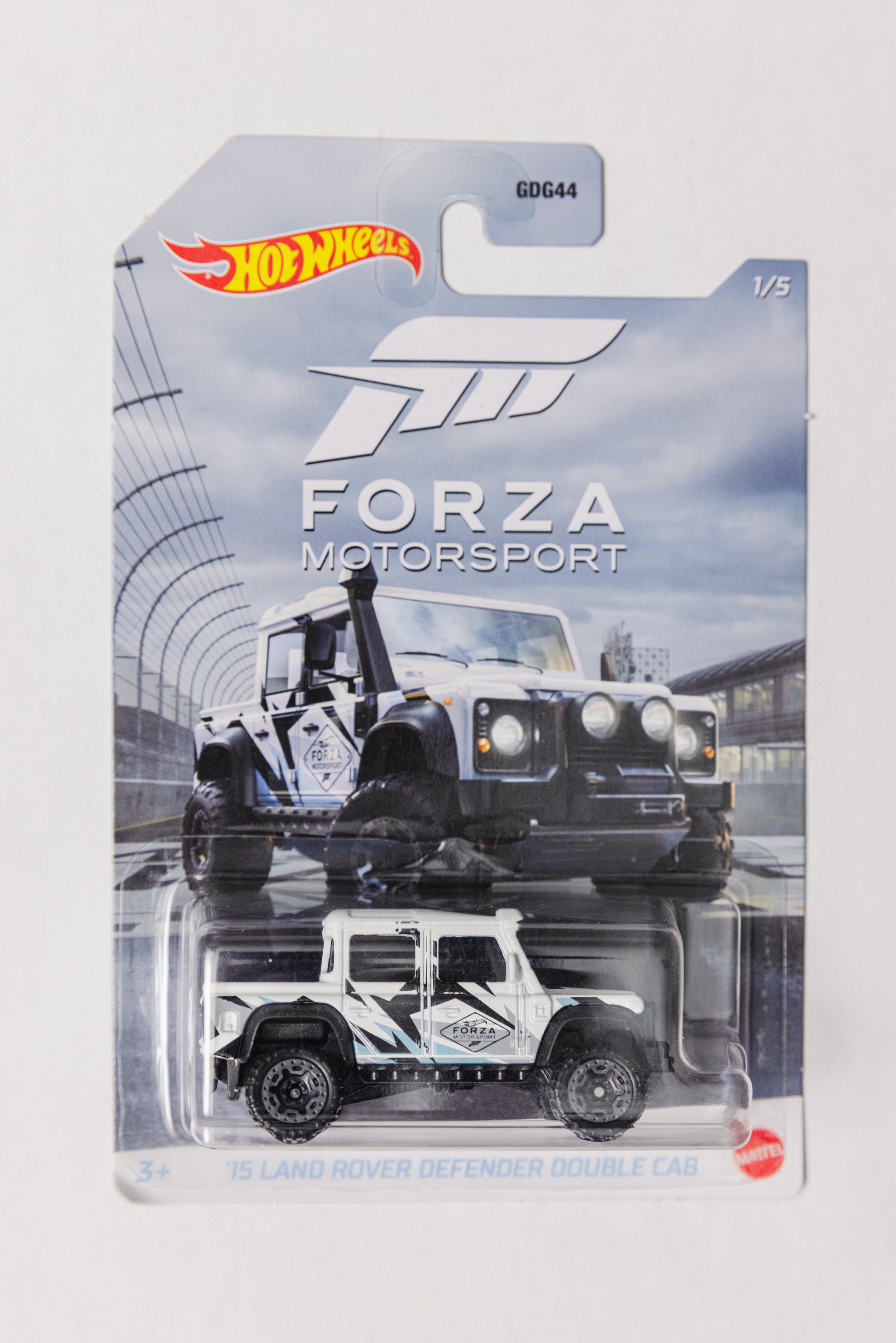 Forza Motorsport '15 Land Rover Defender Double Cab 1/5 (Soft Corner)