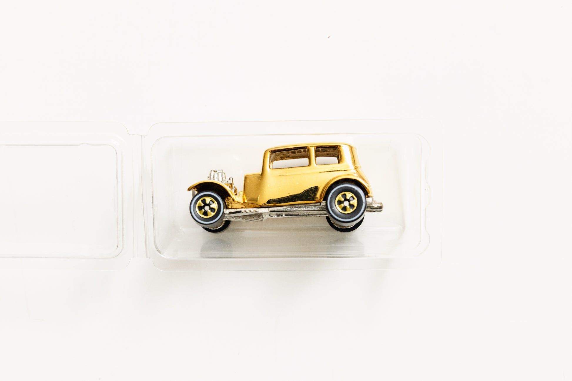 LOOSE '32 Ford Vicky - 1995 FAO Schwartz 3 Pack