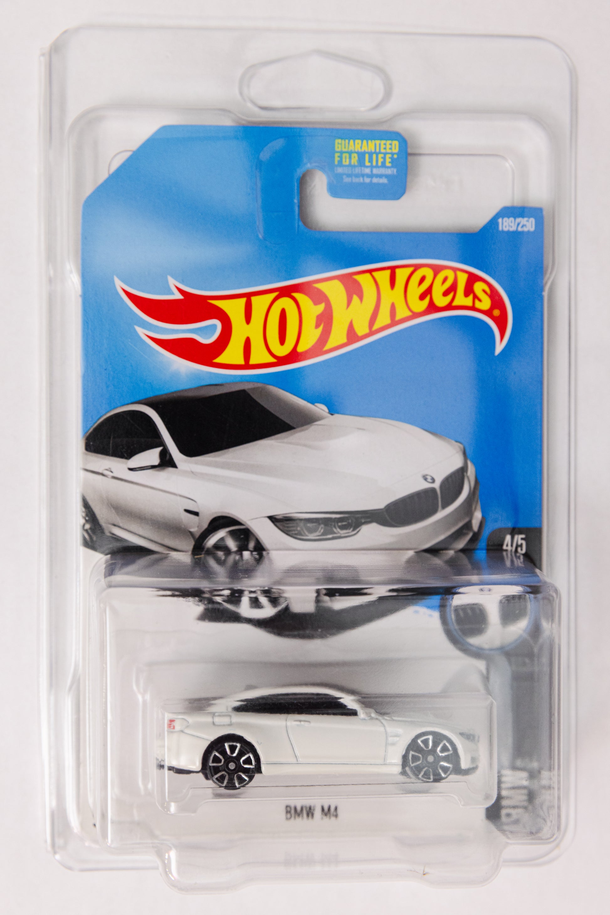 BMW M4 - 4/5 (No Stripe Variation)