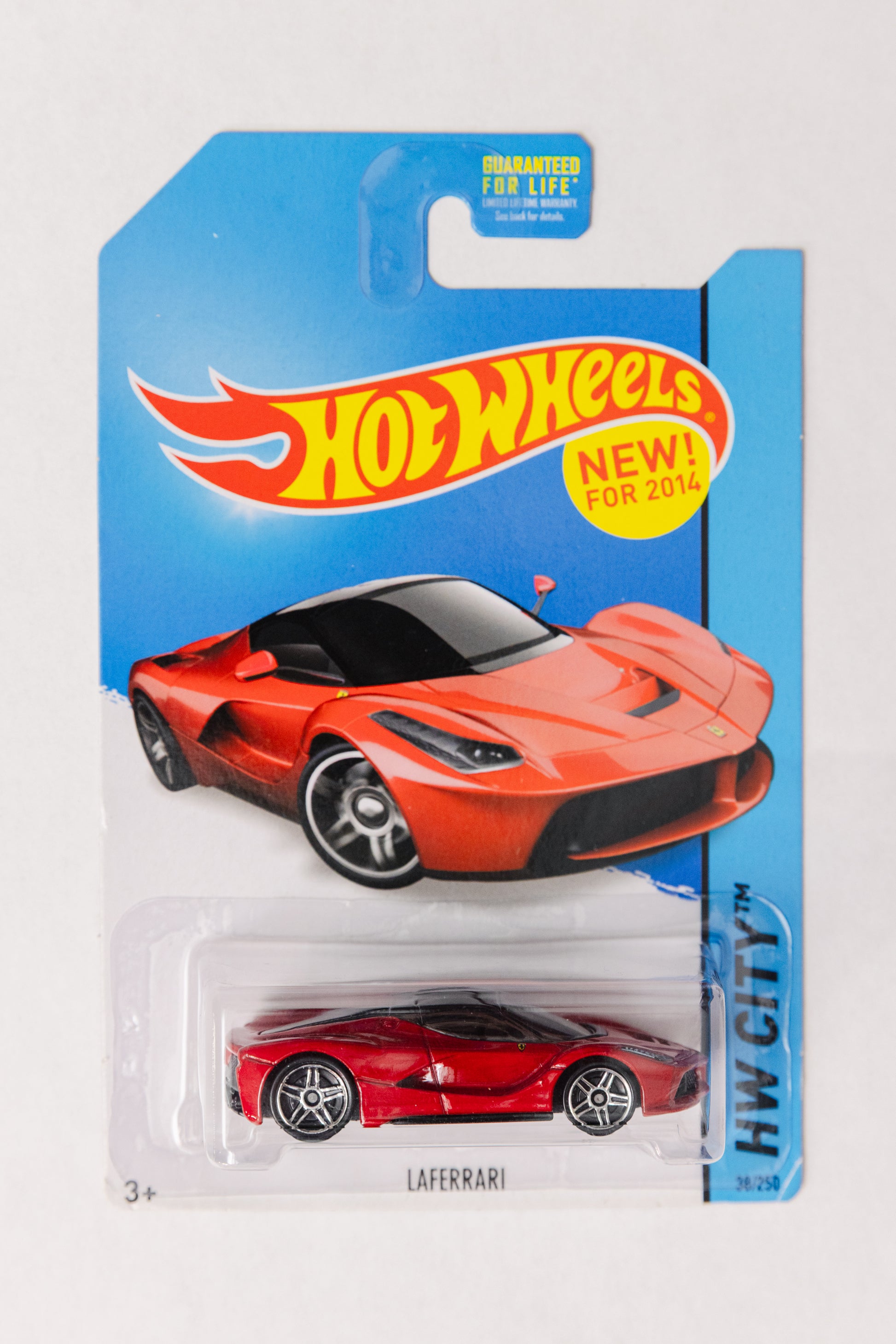Laferrari - HW City 2014 New (Damaged Card)