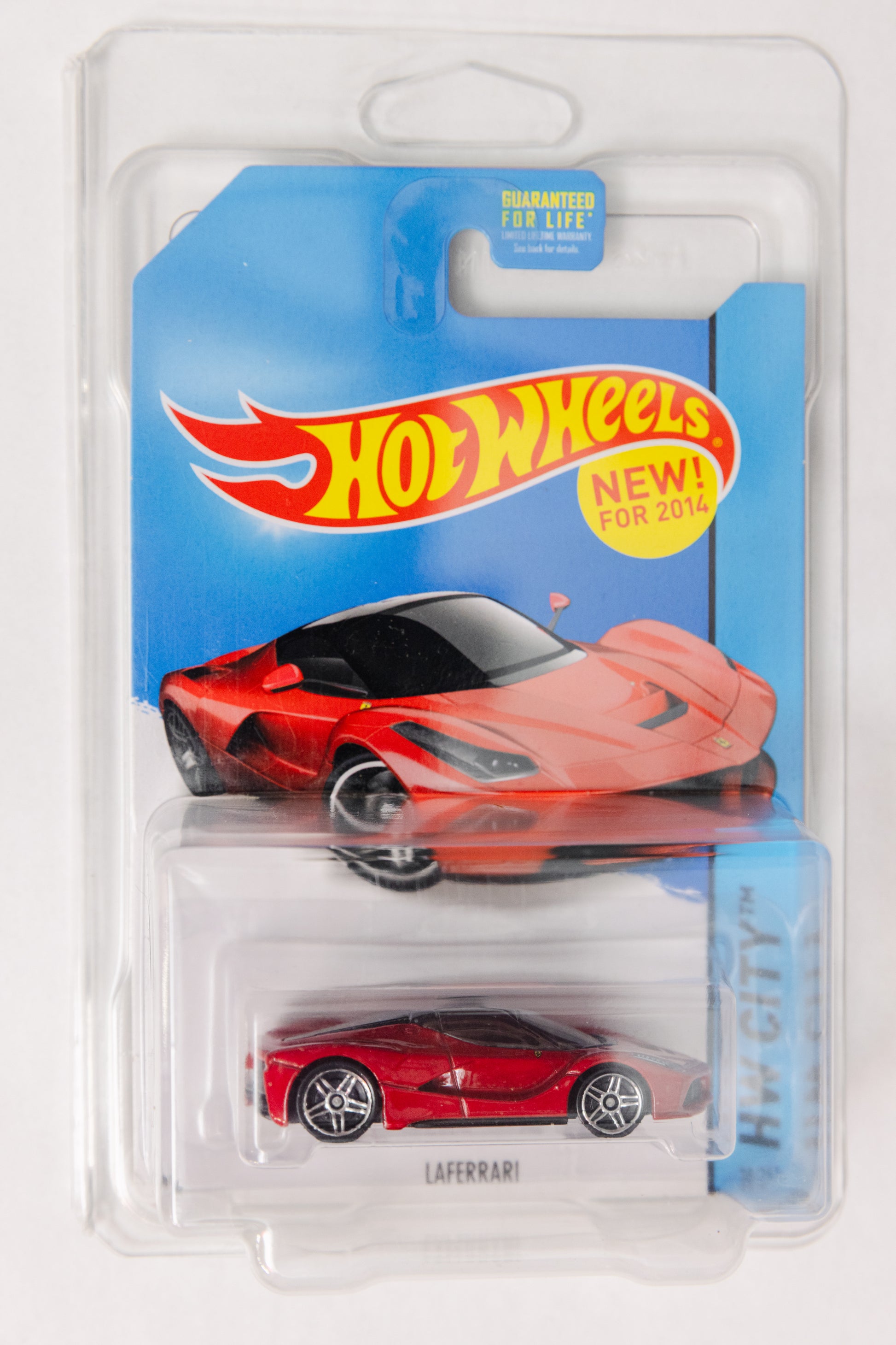 Laferrari - HW City 2014 New (Damaged Card)
