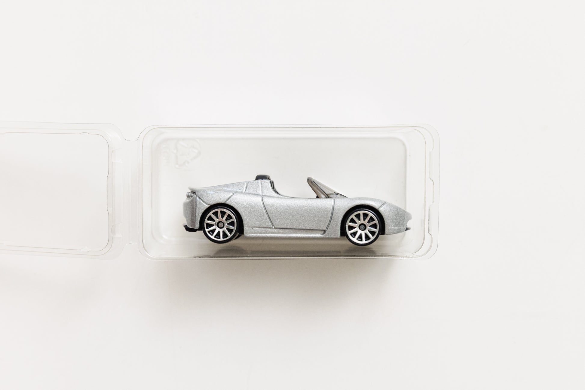 LOOSE 2008 Tesla Roadster - 2008 Mainline