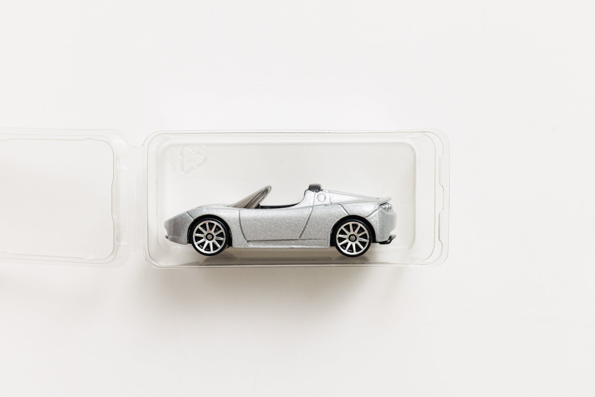 LOOSE 2008 Tesla Roadster - 2008 Mainline