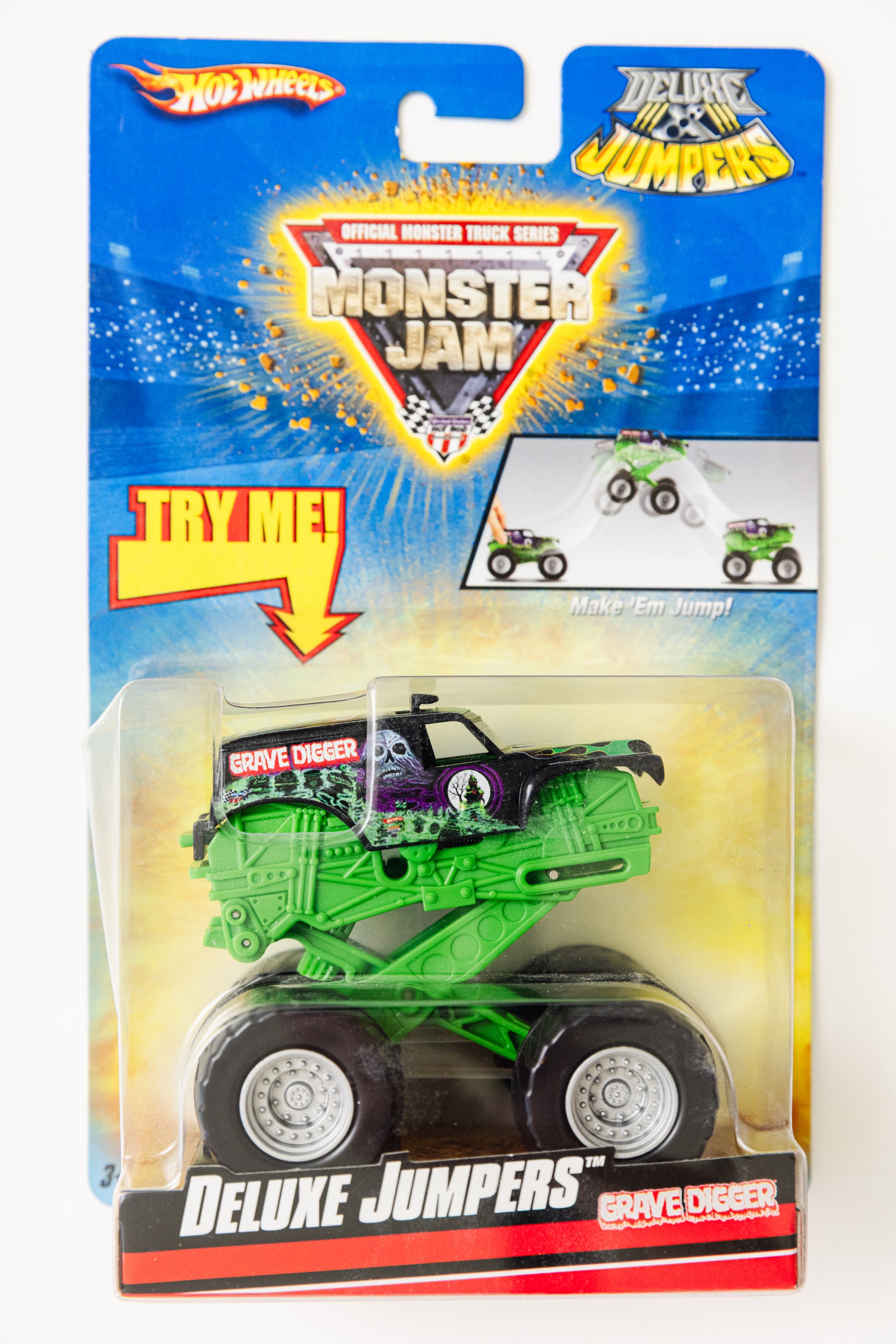 Monster Jam Grave Digger - Deluxe Jumpers (Damaged Card)