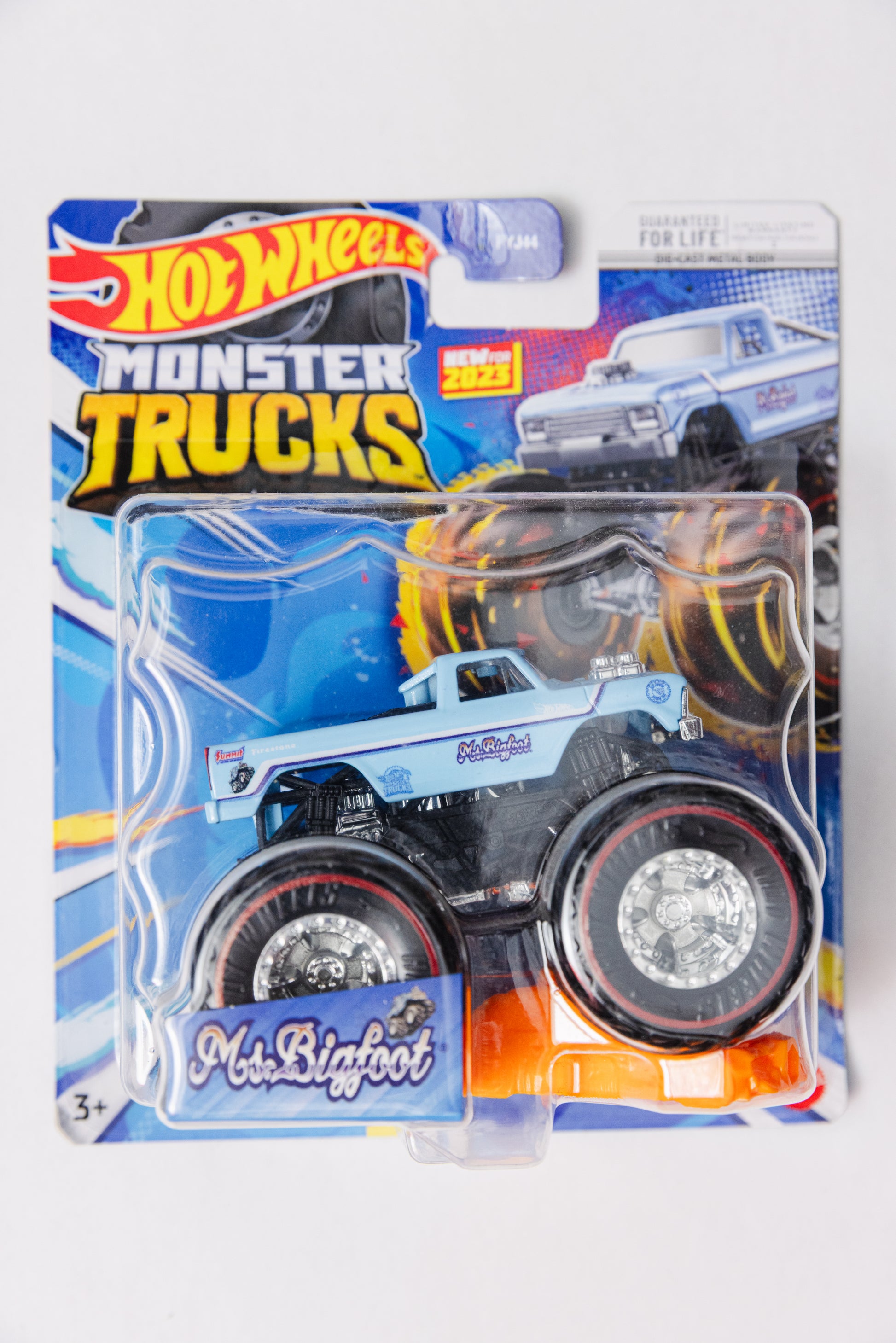 Monster Trucks Ms. Bigfoot CHASE (Soft Corners)