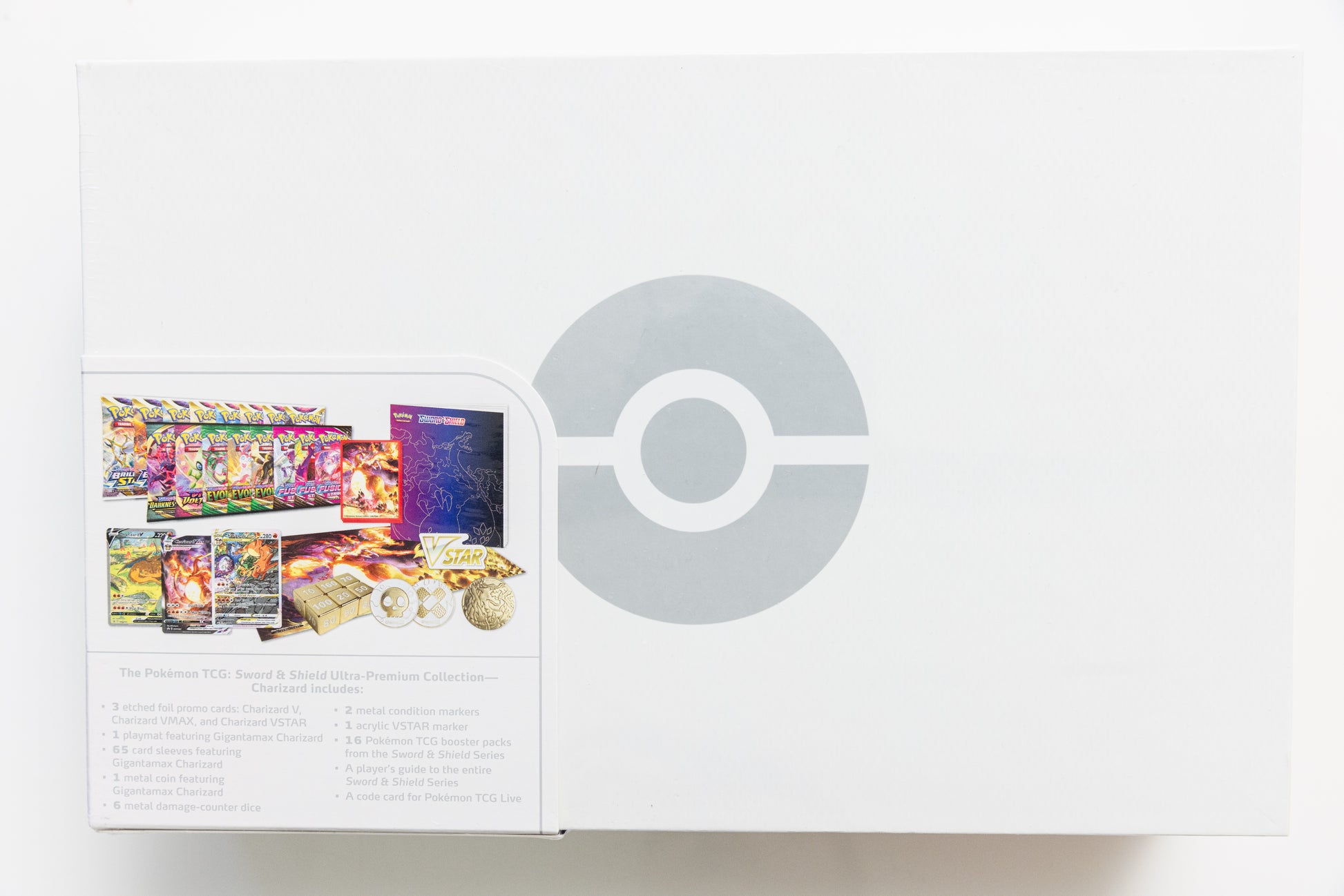 Pokemon TCG - Sword & Shield Ultra-Premium Collection - Charizard (SEALED)