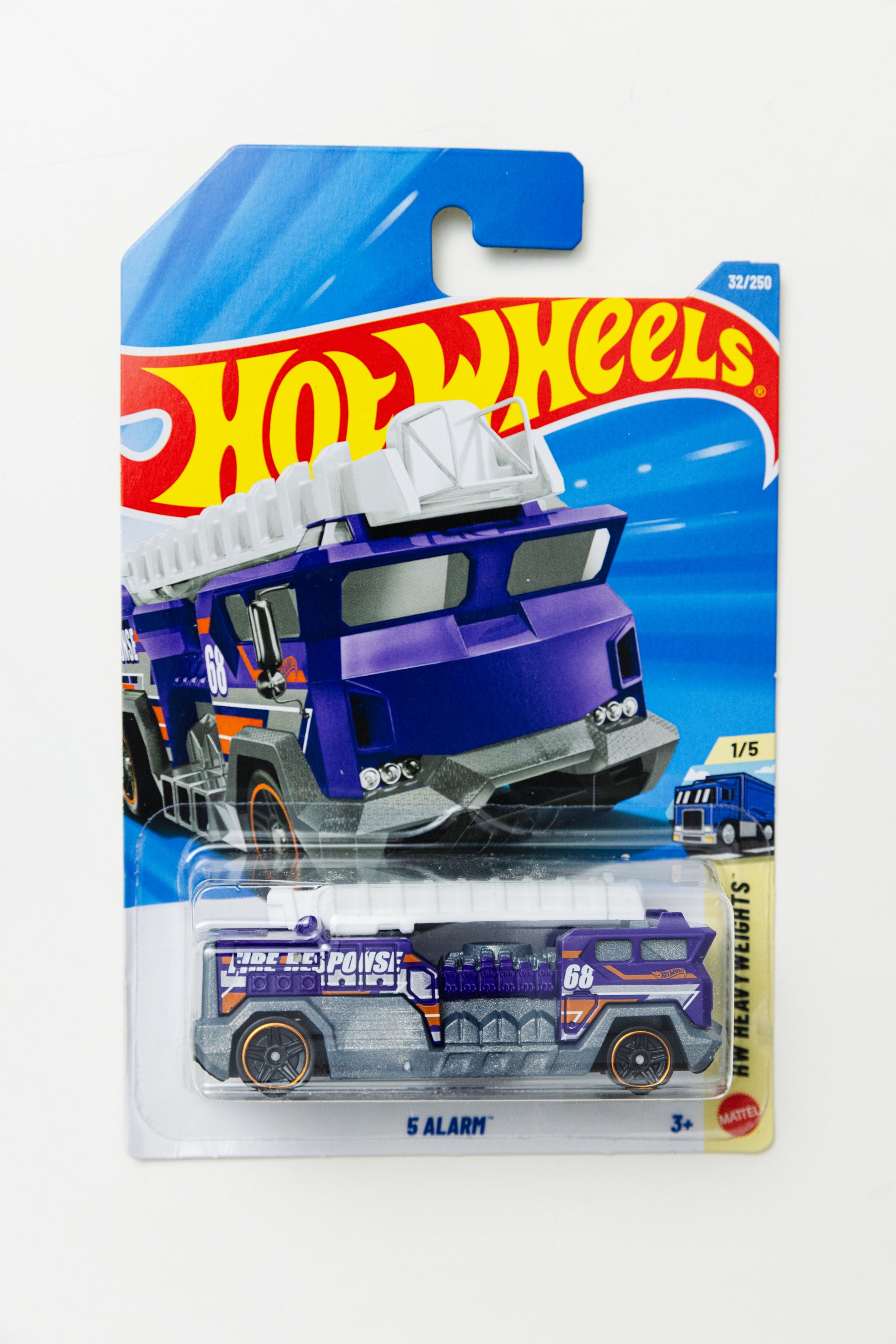 5 Alarm - Heavyweights (Damaged Blister+Card)