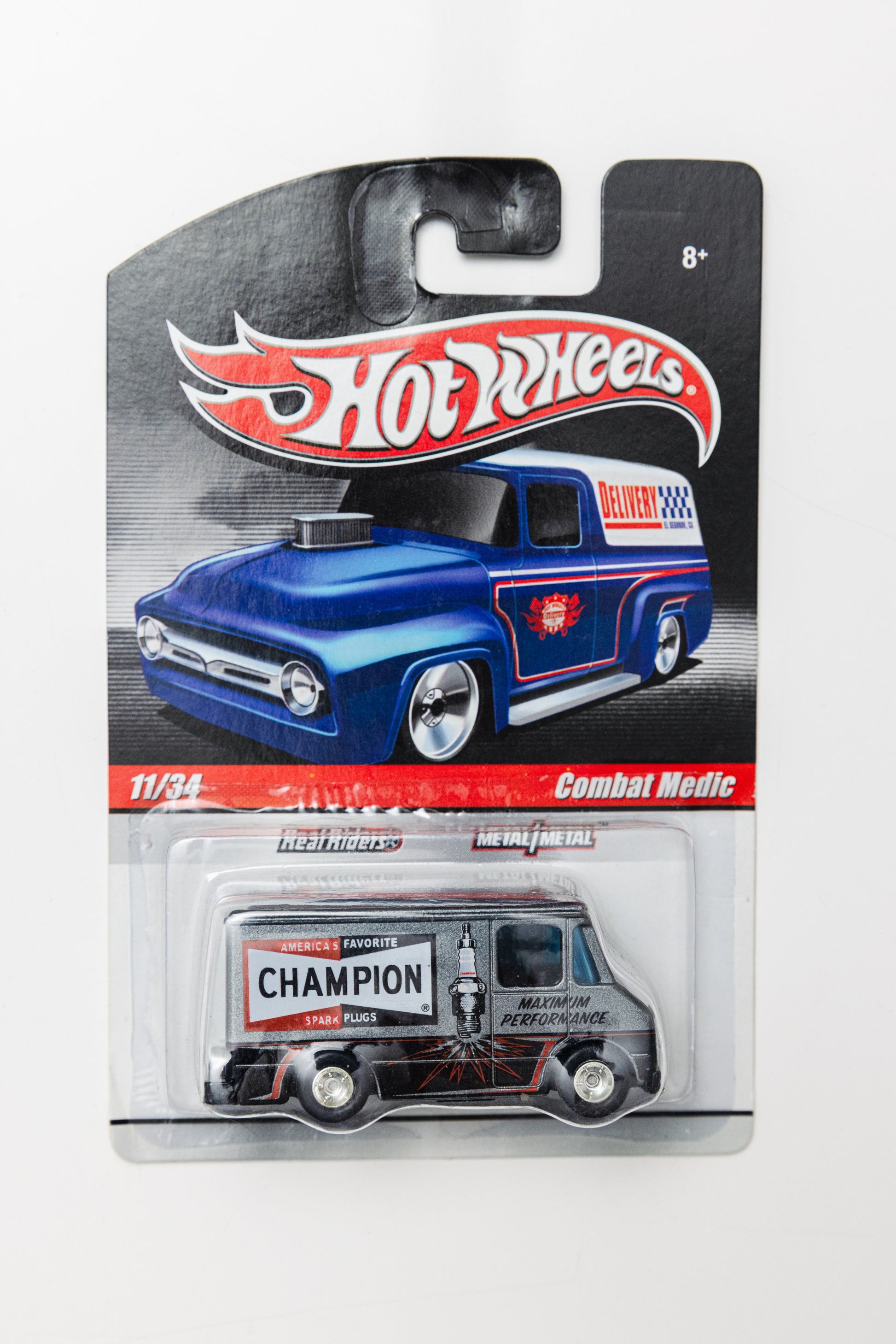 Delivery Combat Medic 11/34 (Damaged Card)