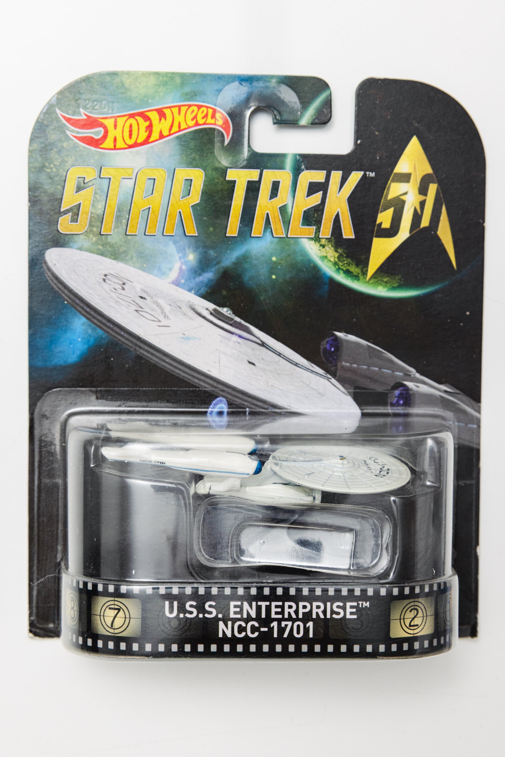 Retro Entertainment USS Enterprise NCC-1701 - Star Trek (Damaged Card)