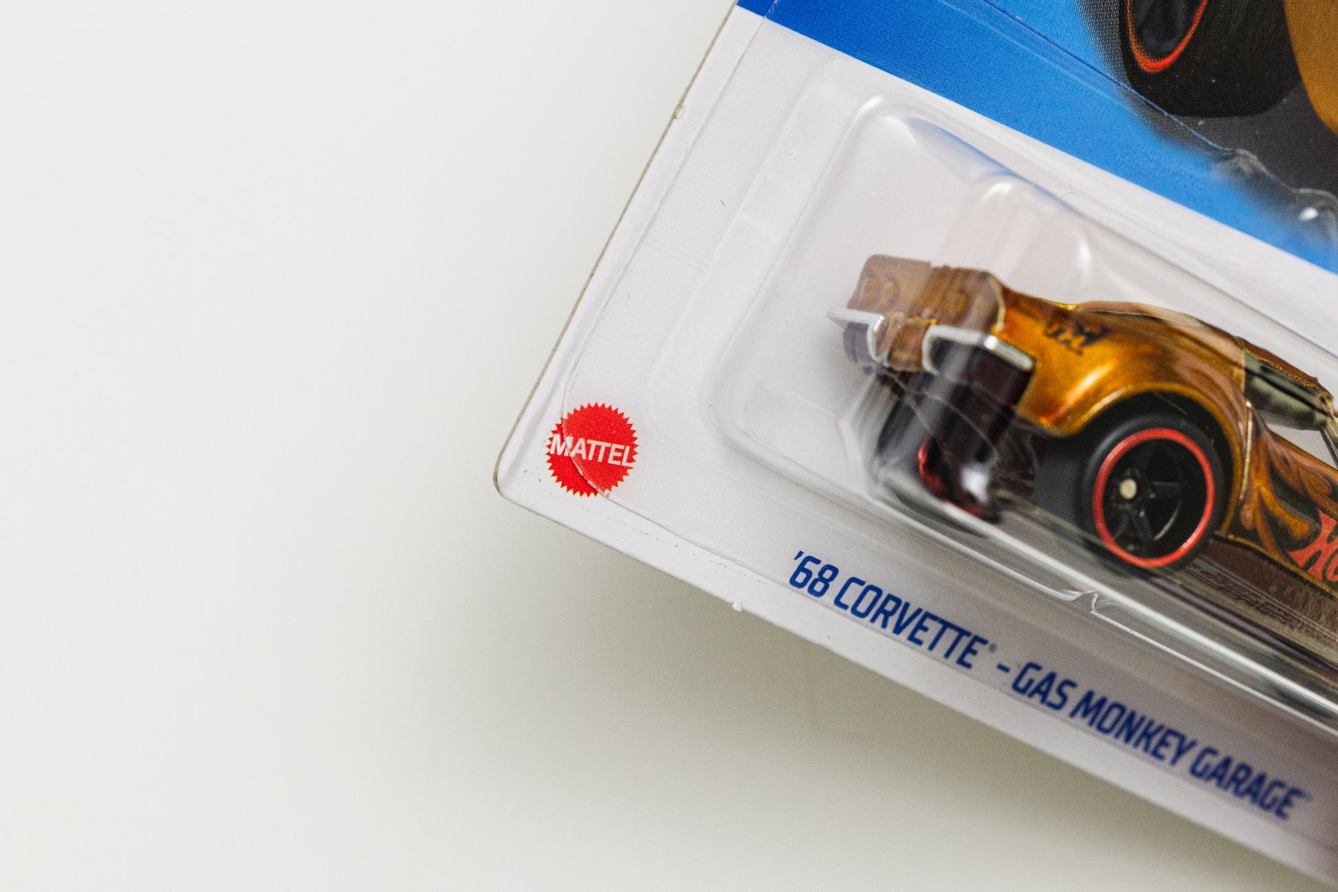 '68 Corvette - Gas Monkey Garage SUPER TH - FACTORY SEALED HW Dream Garage (Soft Corner)