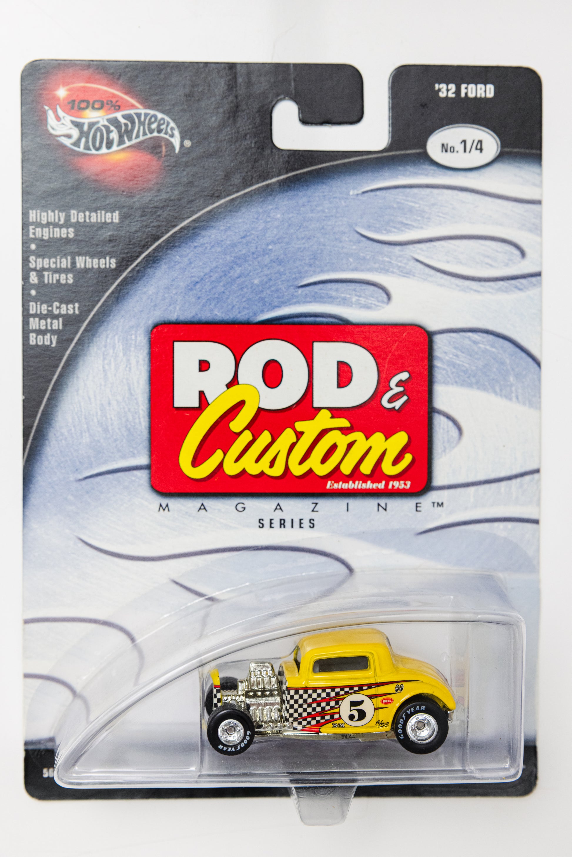 100% '32 Ford - Rod & Custom 1/4