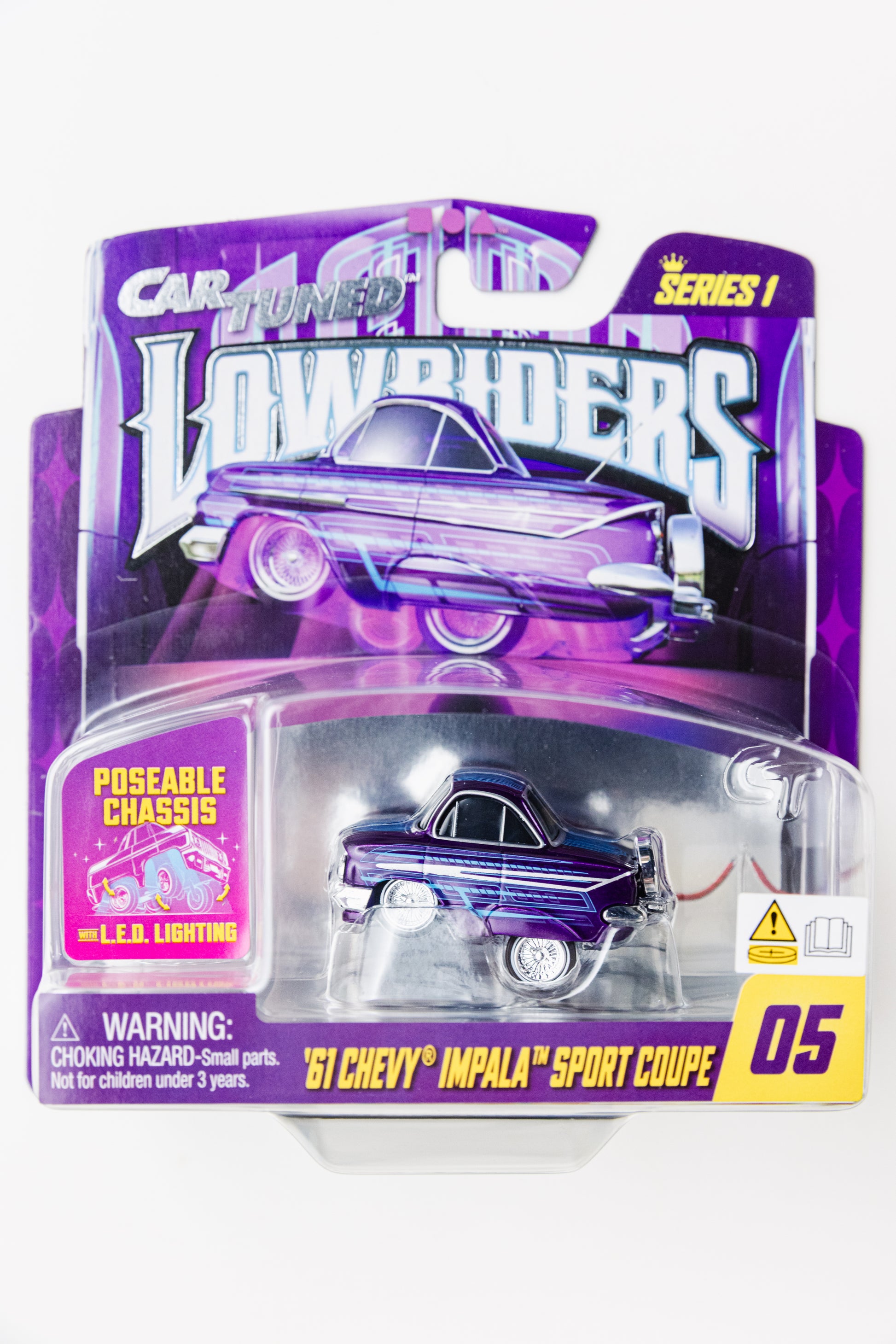 Car Tuned Lowriders '61 Chevy Impala Sport Coupe - Series 1 #05