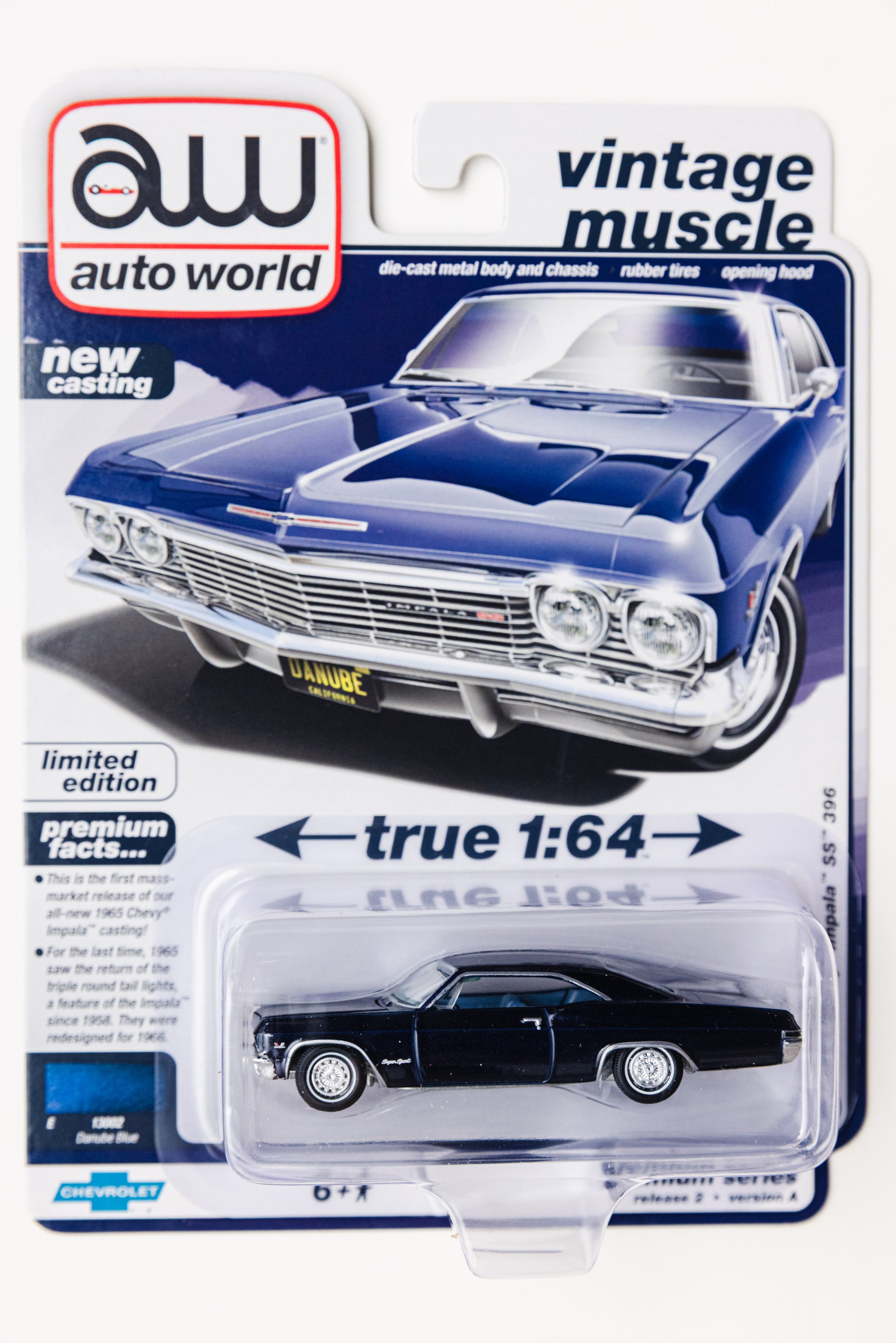 Auto World 1965 Chevy Impala SS 396 - Vintage Muscle