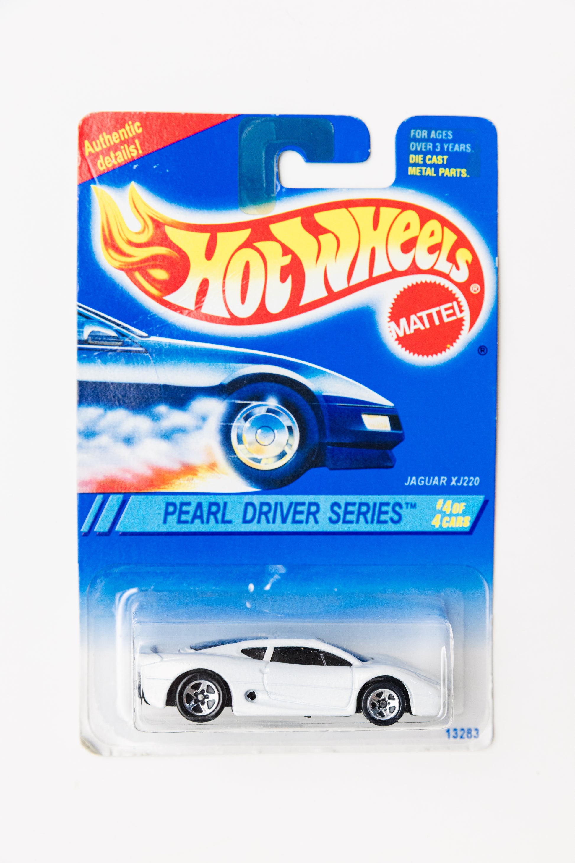 Jaguar XJ220 - Pearl Driver Series (Damaged Card)