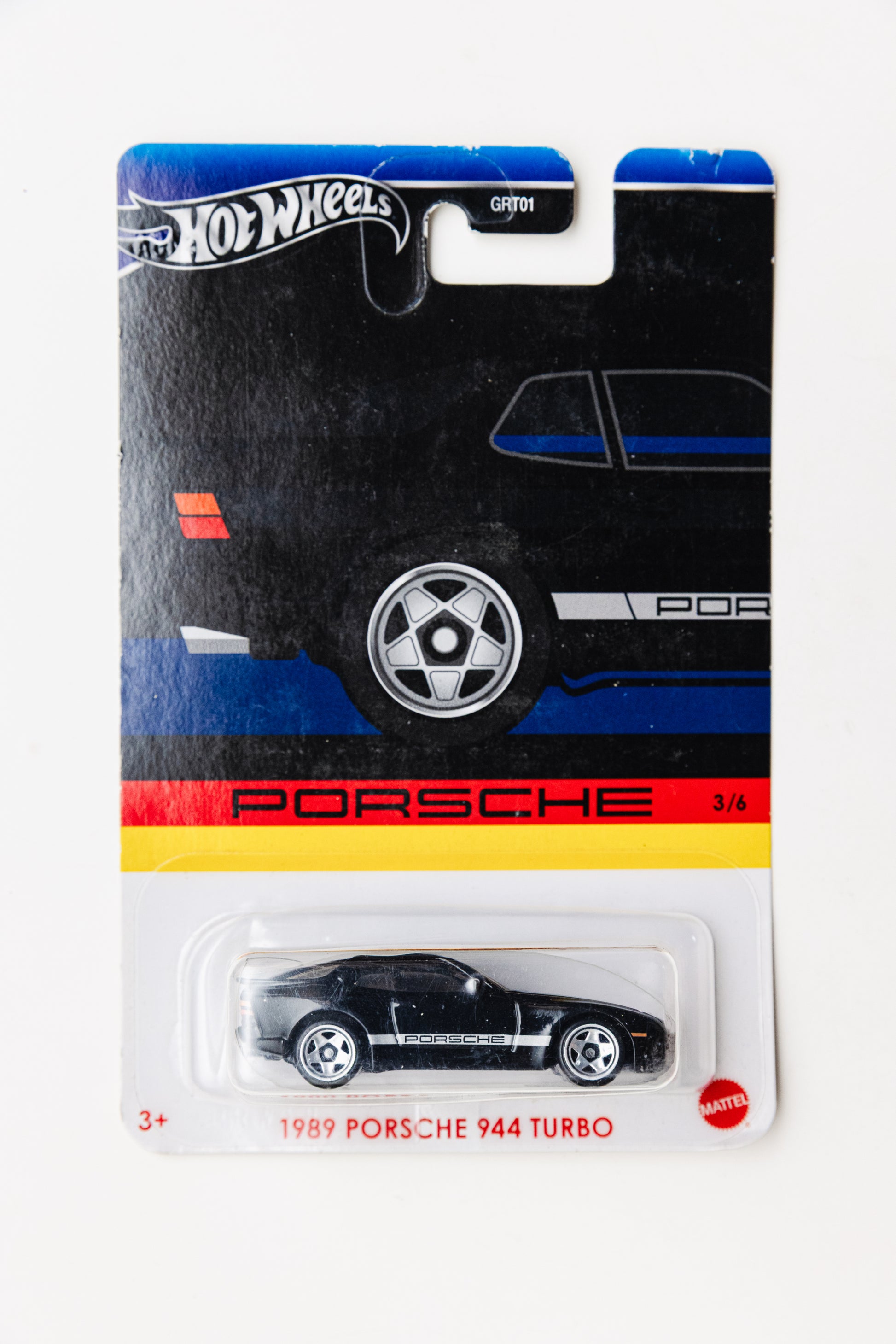 Porsche Series 1989 Porsche 944 Turbo - 3/6 (Damaged Card)