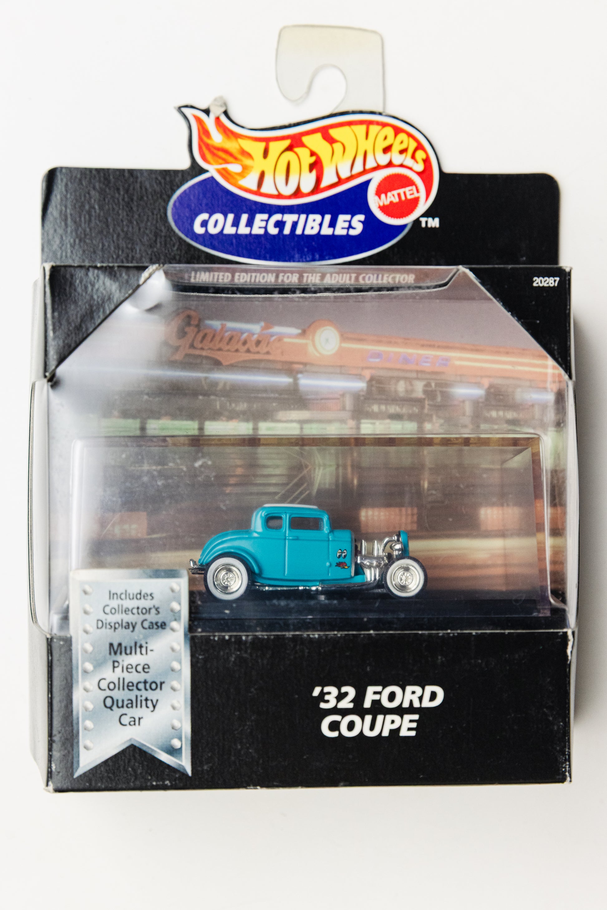 Collectibles '32 Ford Coupe (Damaged Packaging)