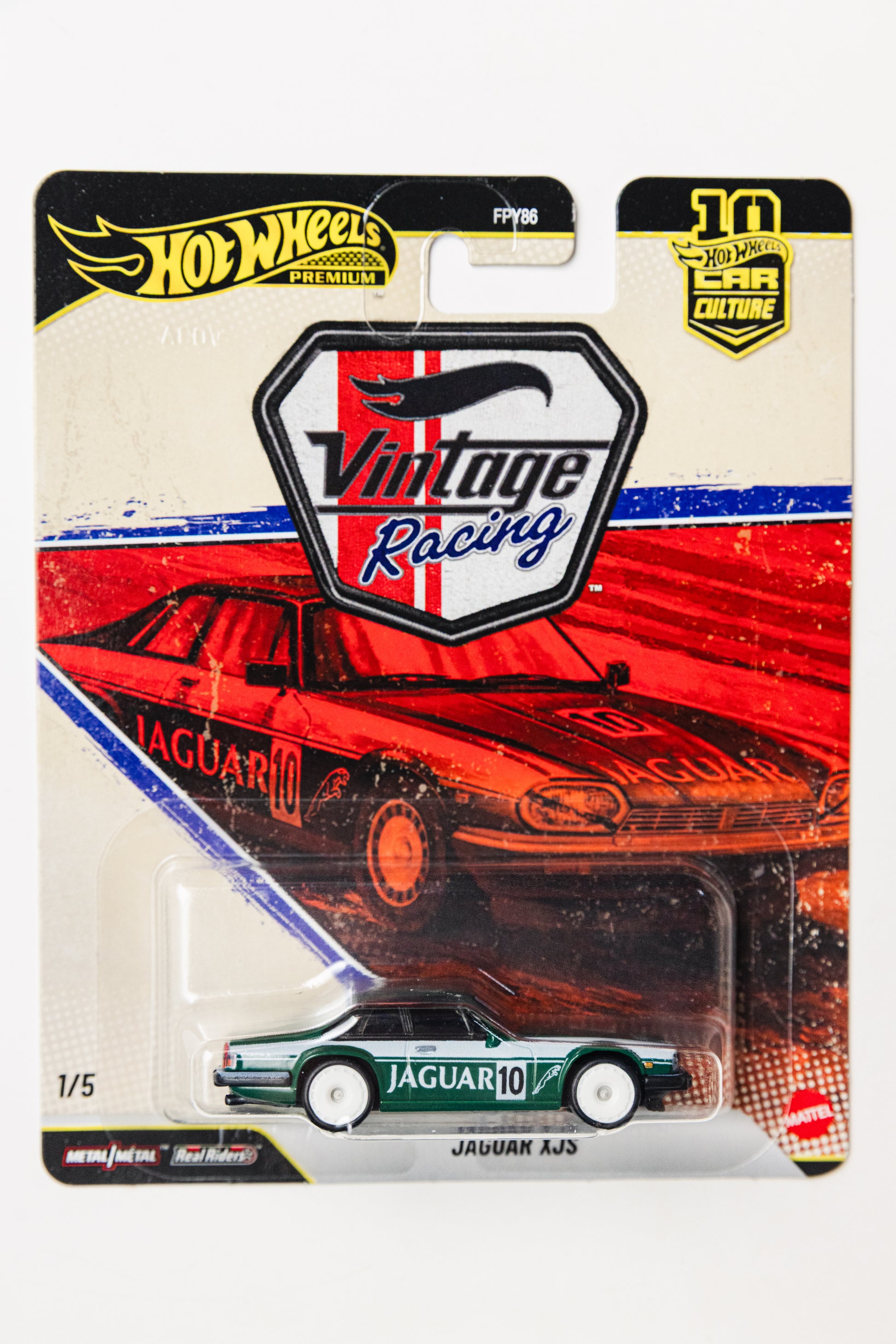 Vintage Racing Jaguar XJS - 1/5