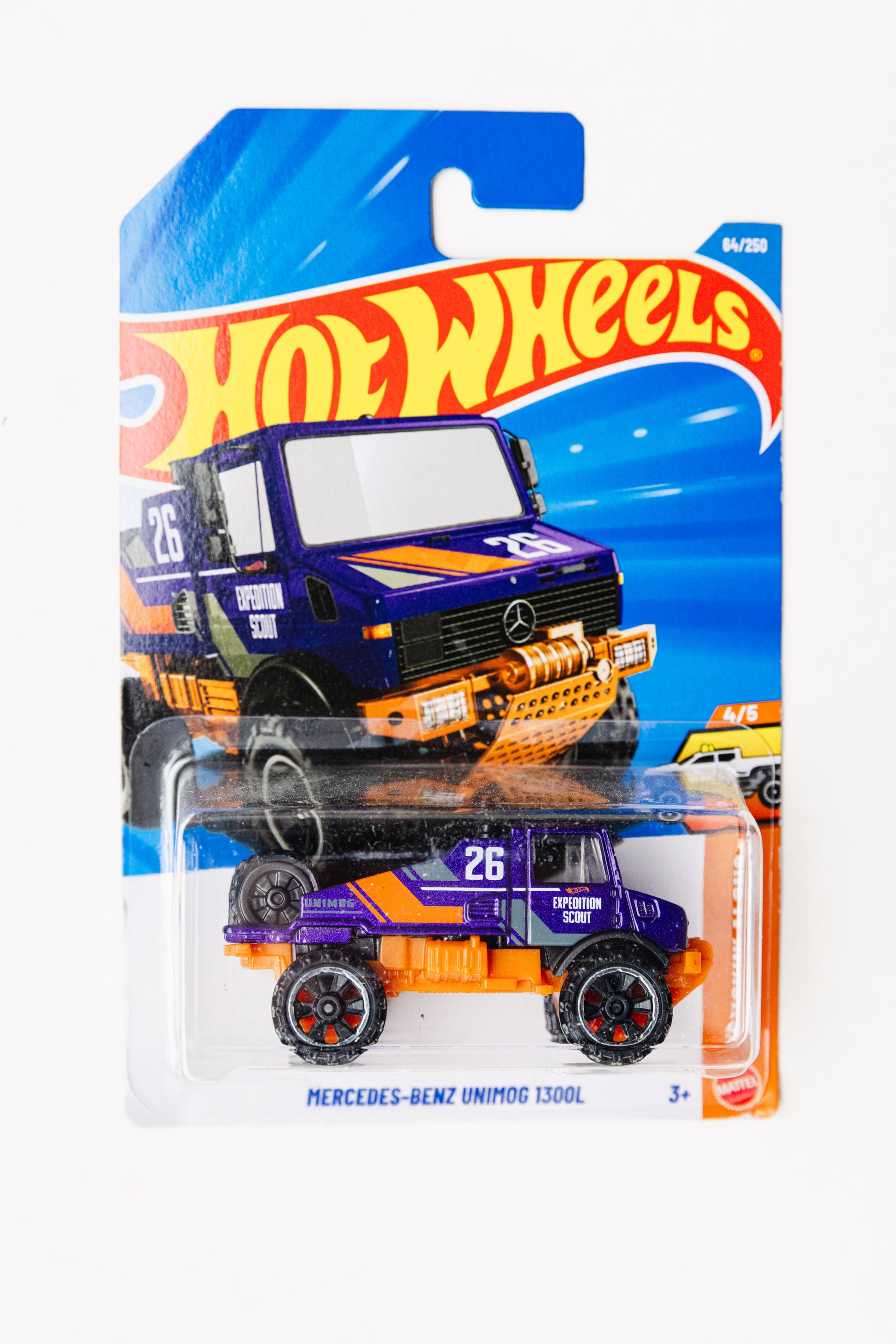 Mercedes-Benz Unimog 1300L - Truckin' Along (Soft Corners)