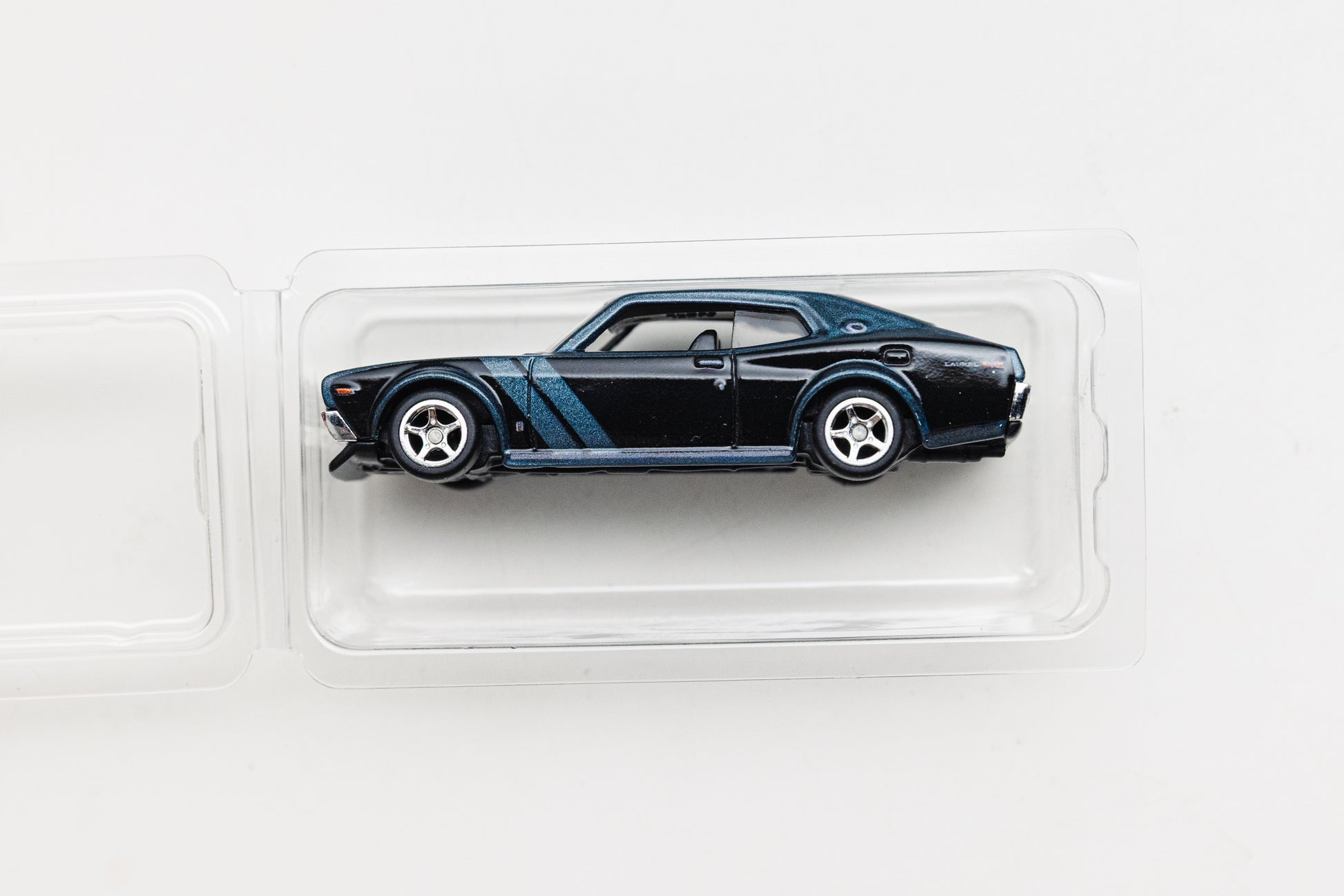 Loose Nissan Laurel 2000SGX - Boulevard