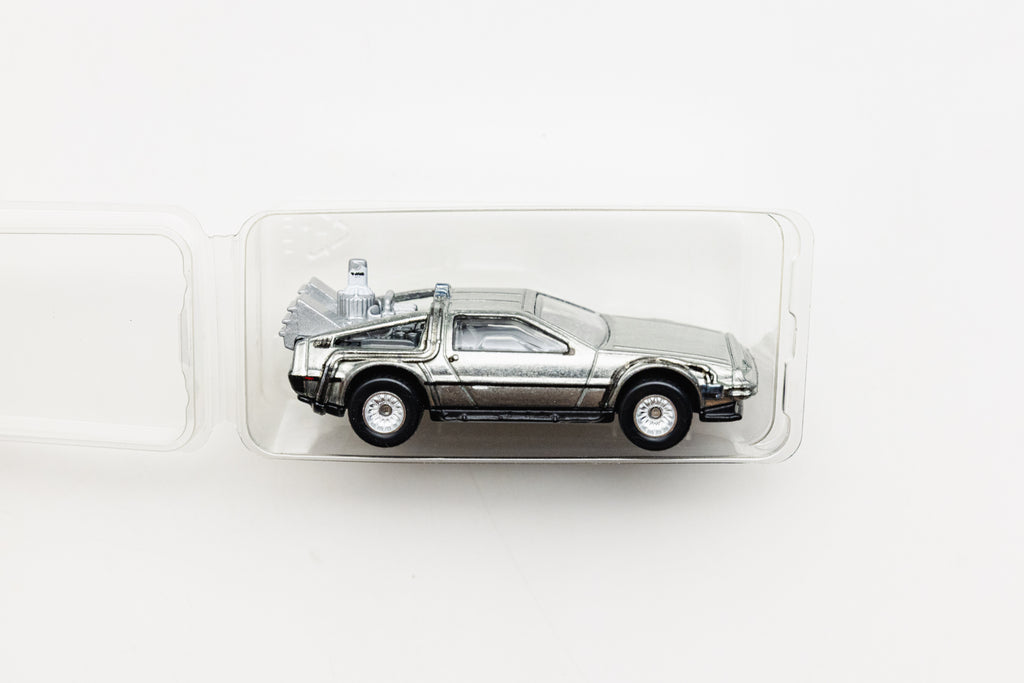 LOOSE BTTF Time Machine - Retro Entertainment
