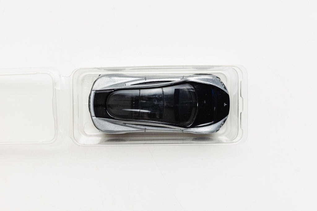 LOOSE Tesla Roadster - Car Culture