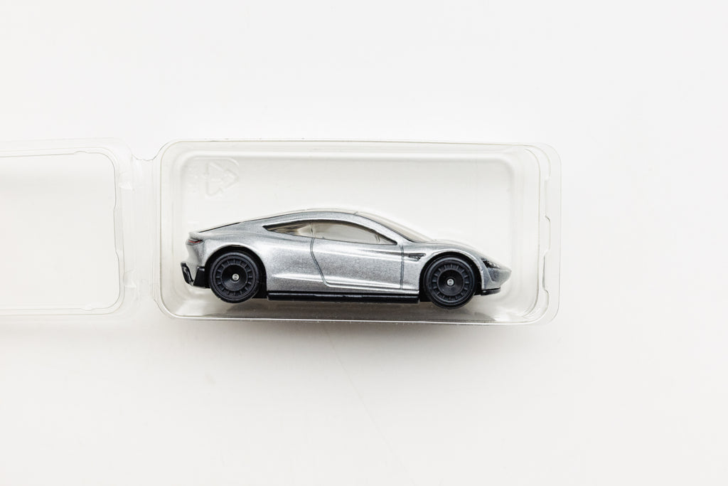 LOOSE Tesla Roadster - Car Culture