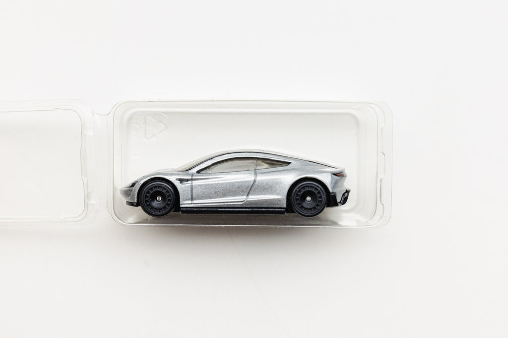 LOOSE Tesla Roadster - Car Culture