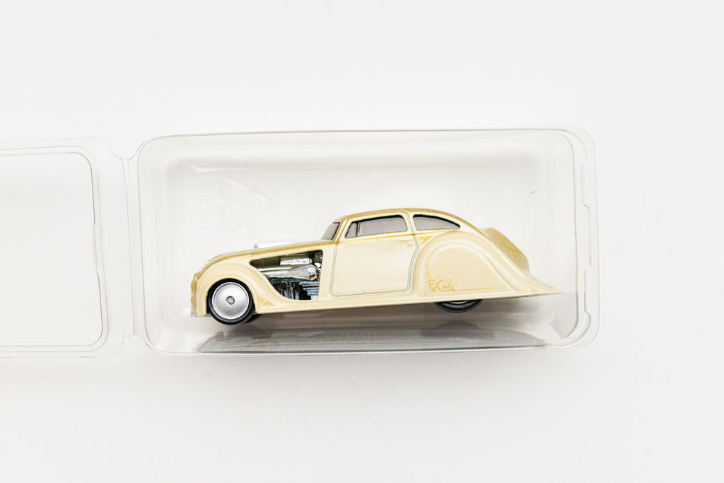 LOOSE 1934 Chrysler Airflow - Boulevard