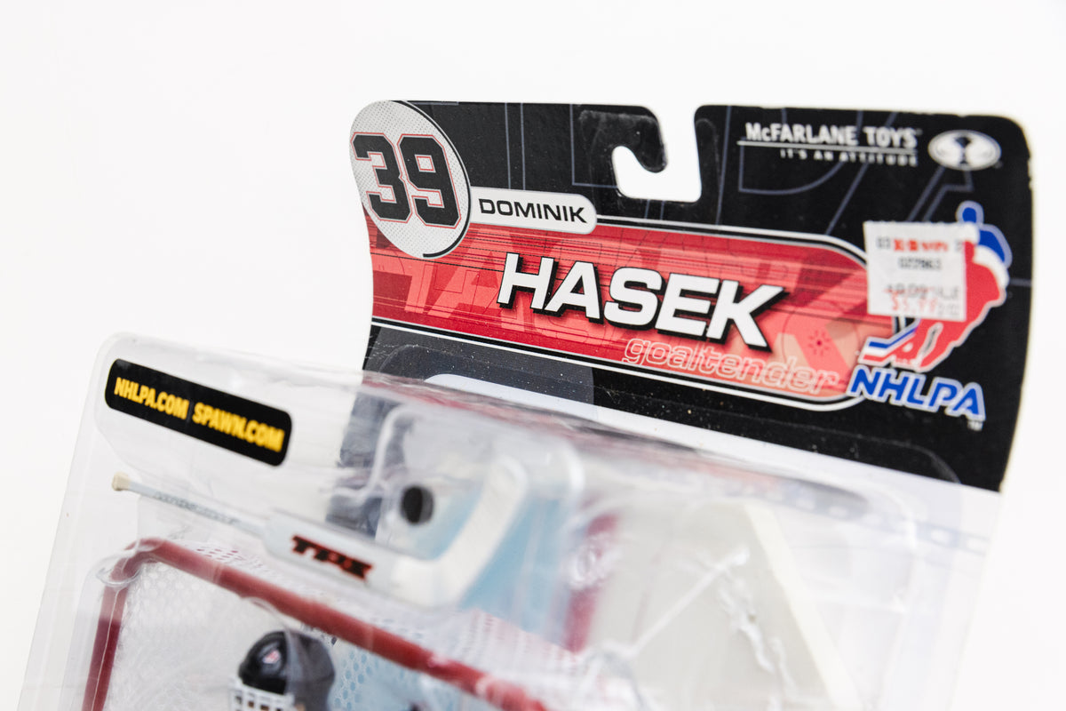 McFarlane Toys Dominik Hasek (Damaged Card)