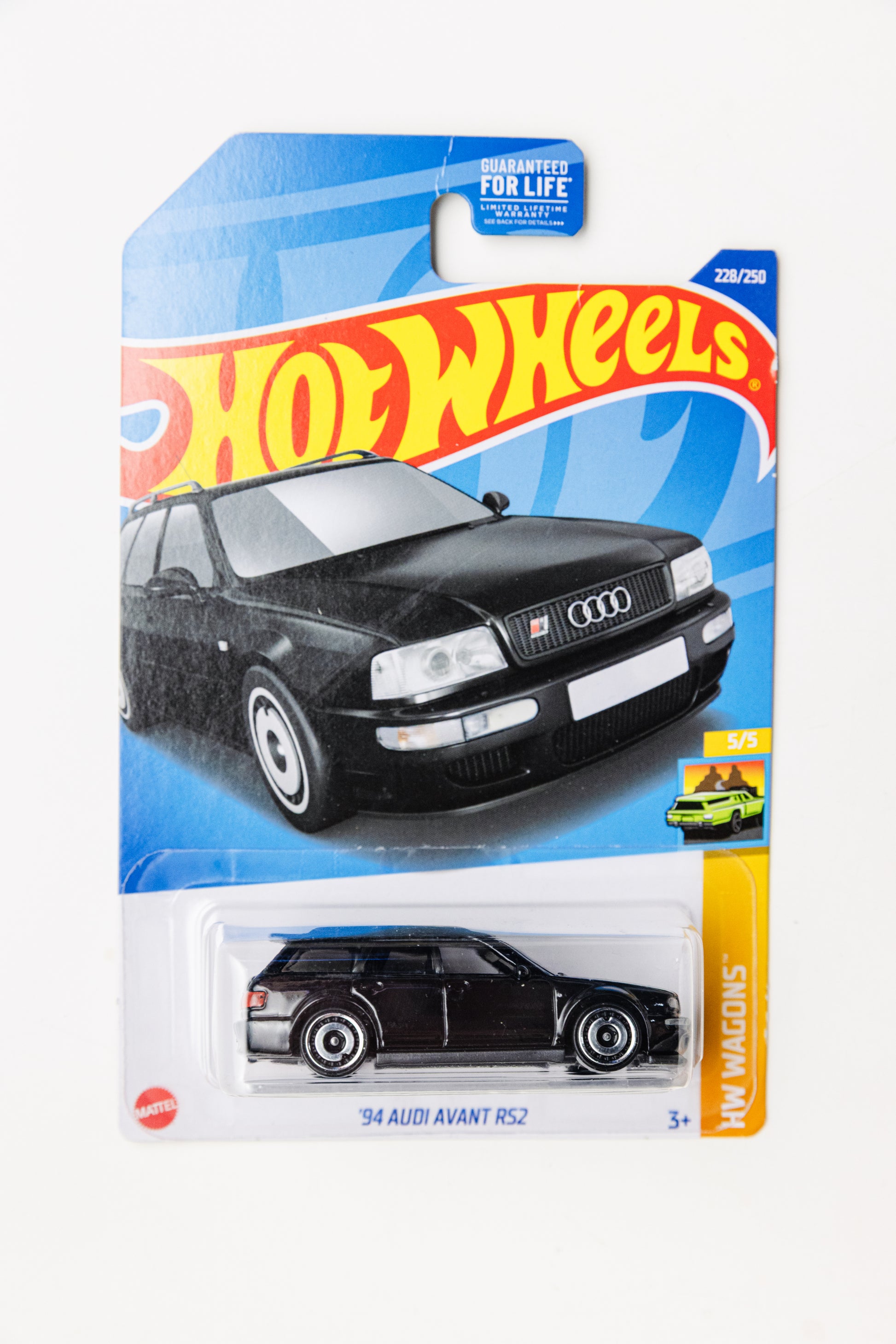 '94 Audi Avant RS2 - HW Wagons (Damaged Card)