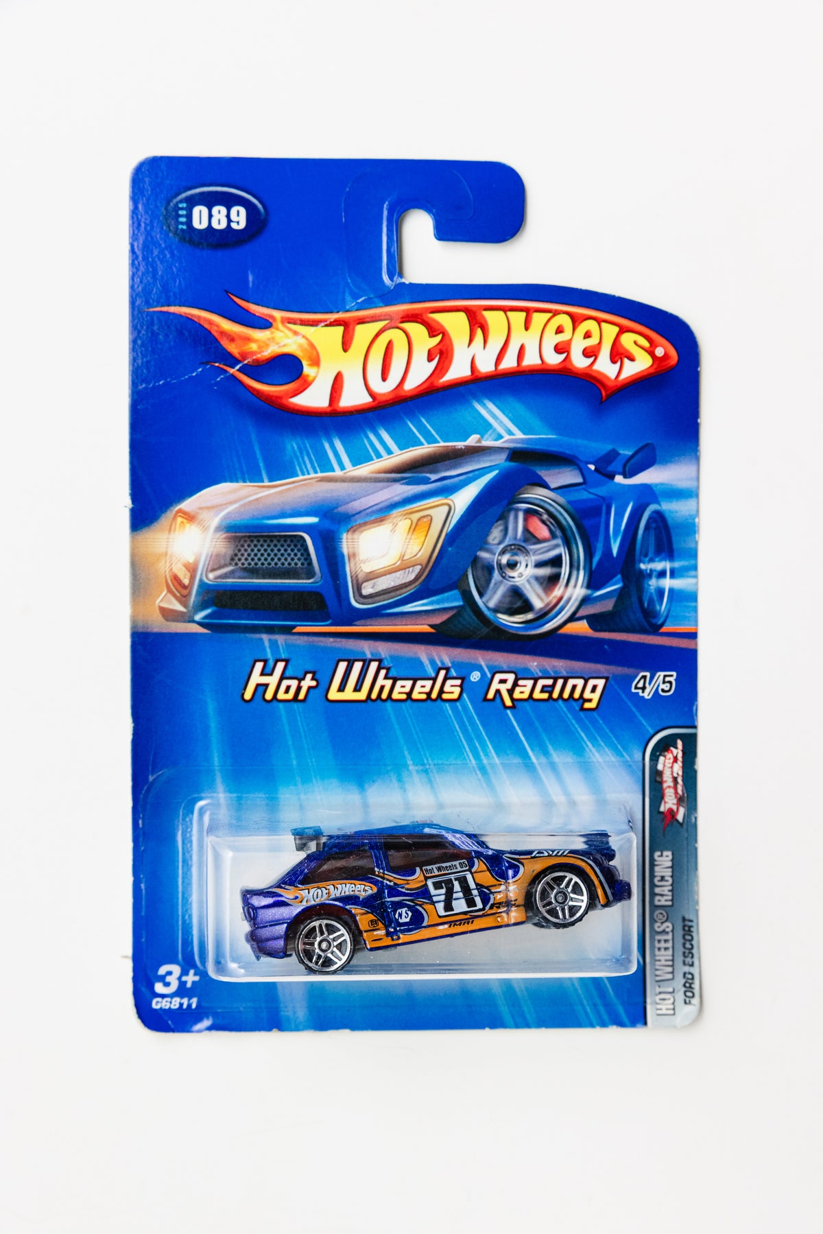 Ford Escort - #089 (Damaged Card)