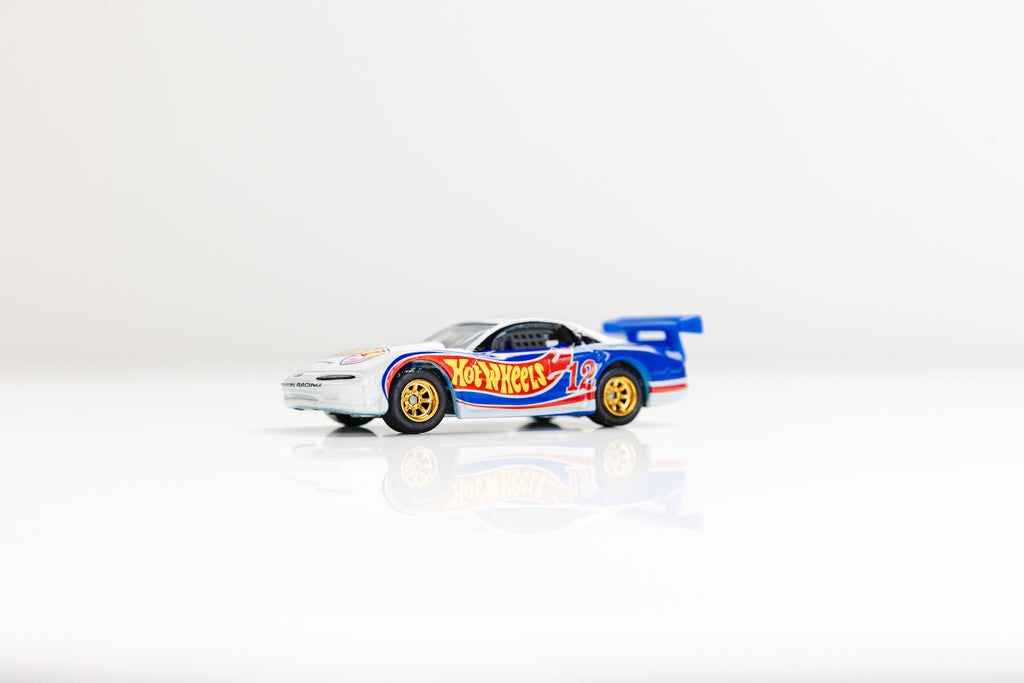 LOOSE Olds Aurora GTS-1 - Racing