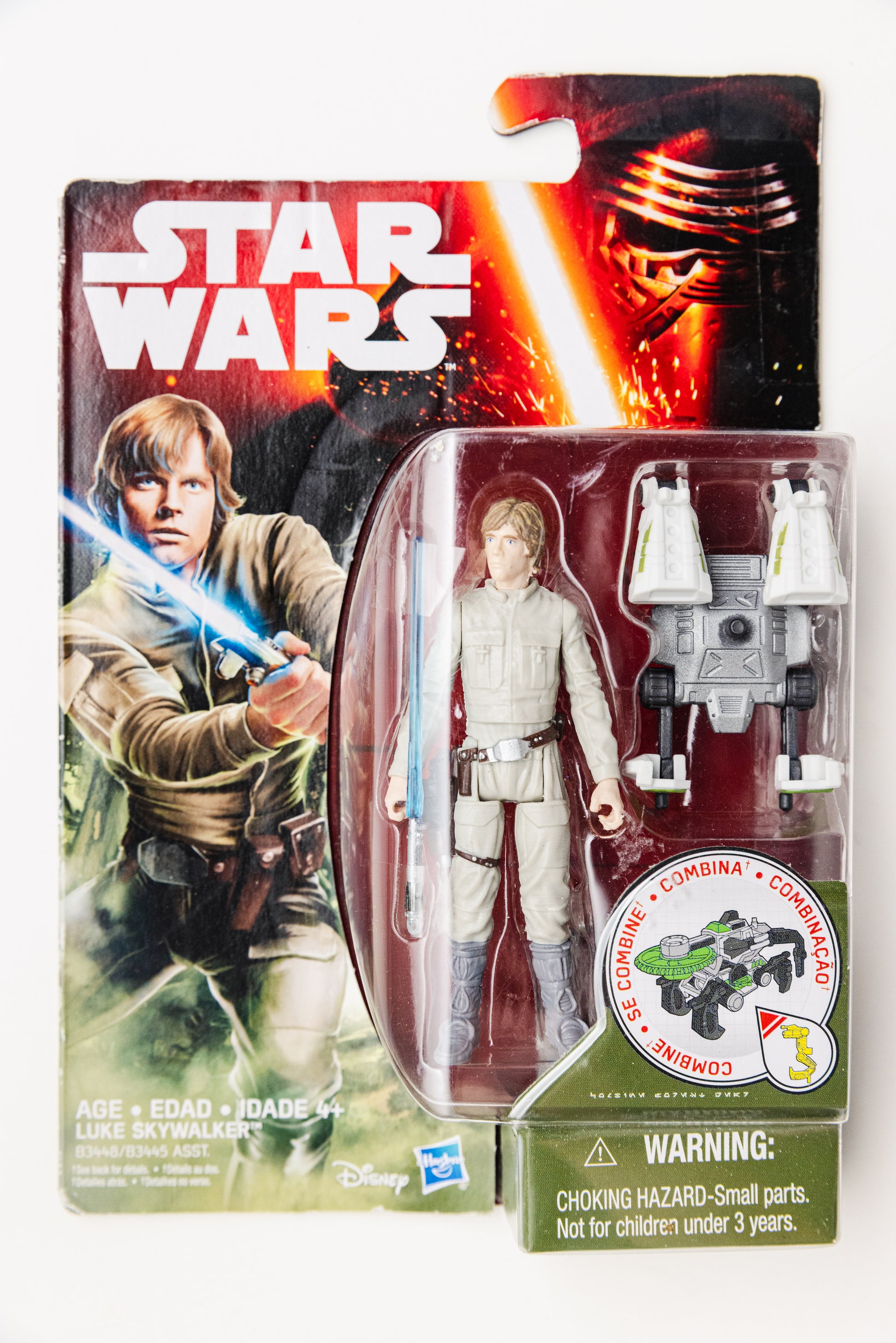 Star Wars Luke Skywalker - Force Awakens Hasbro (Damaged Card)