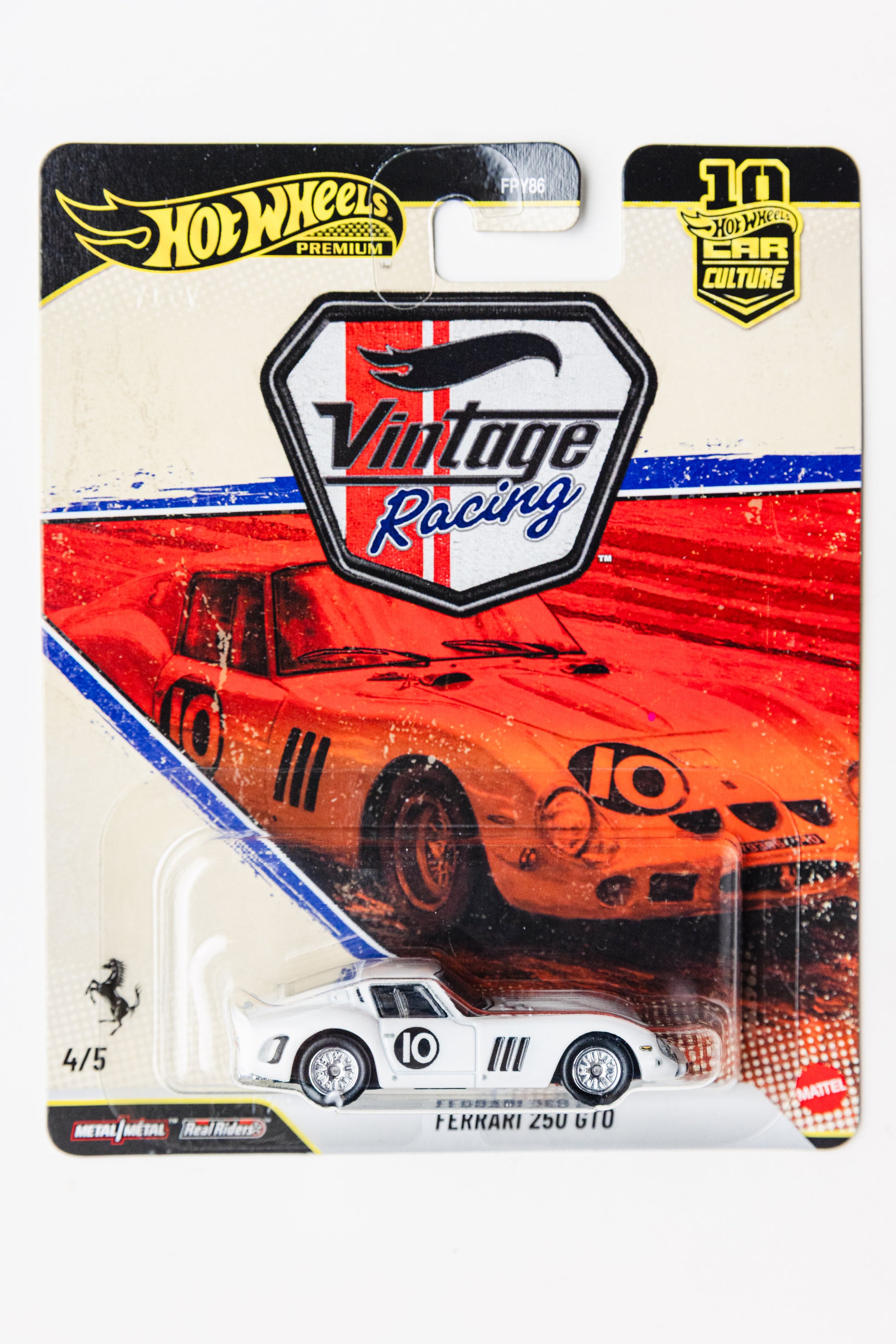 Vintage Racing Ferrari 250 GTO - 4/5