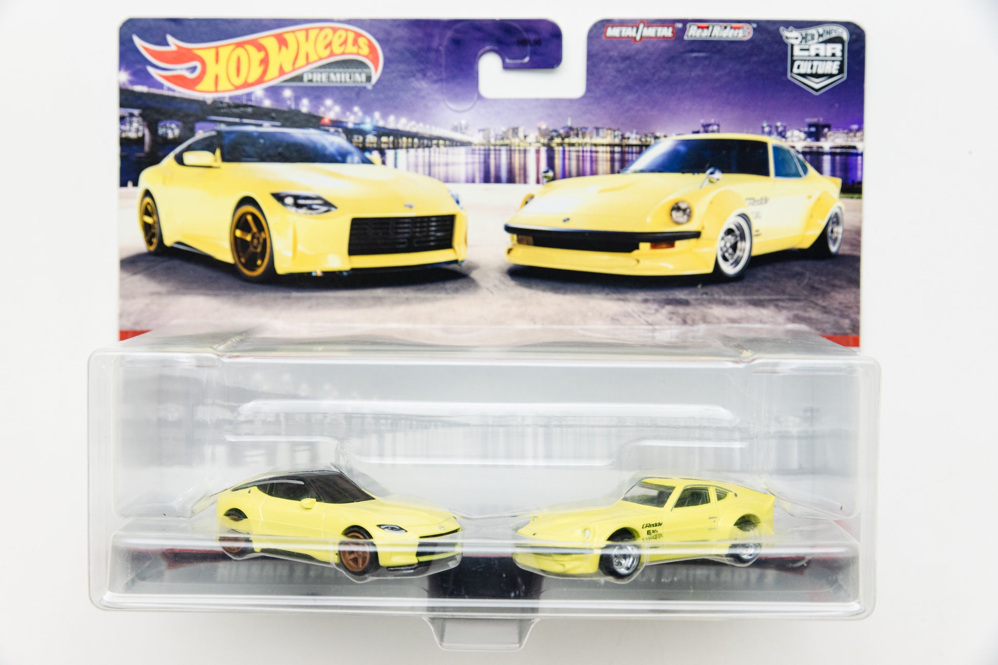 2 Pack Nissan Z Proto + Nissan Fairlady Z - (Damaged Card)