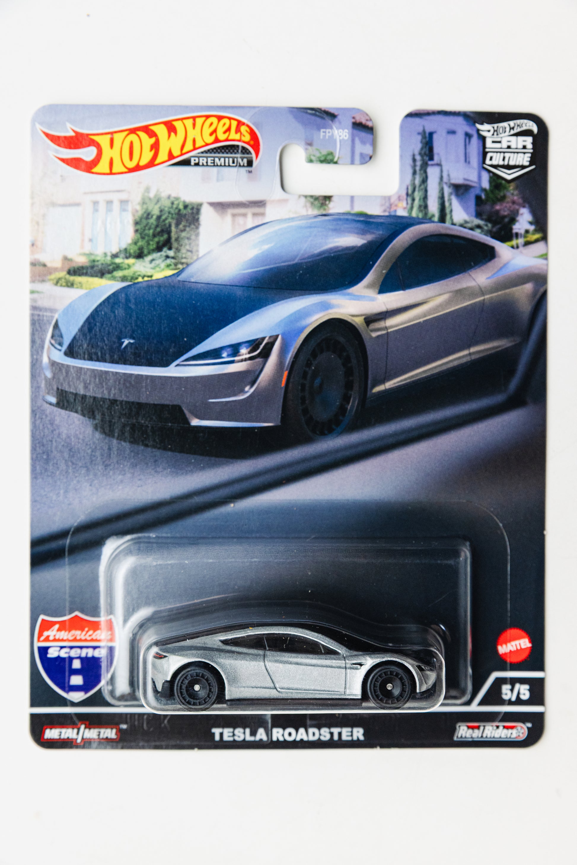 American Scene Tesla Roadster - 5/5