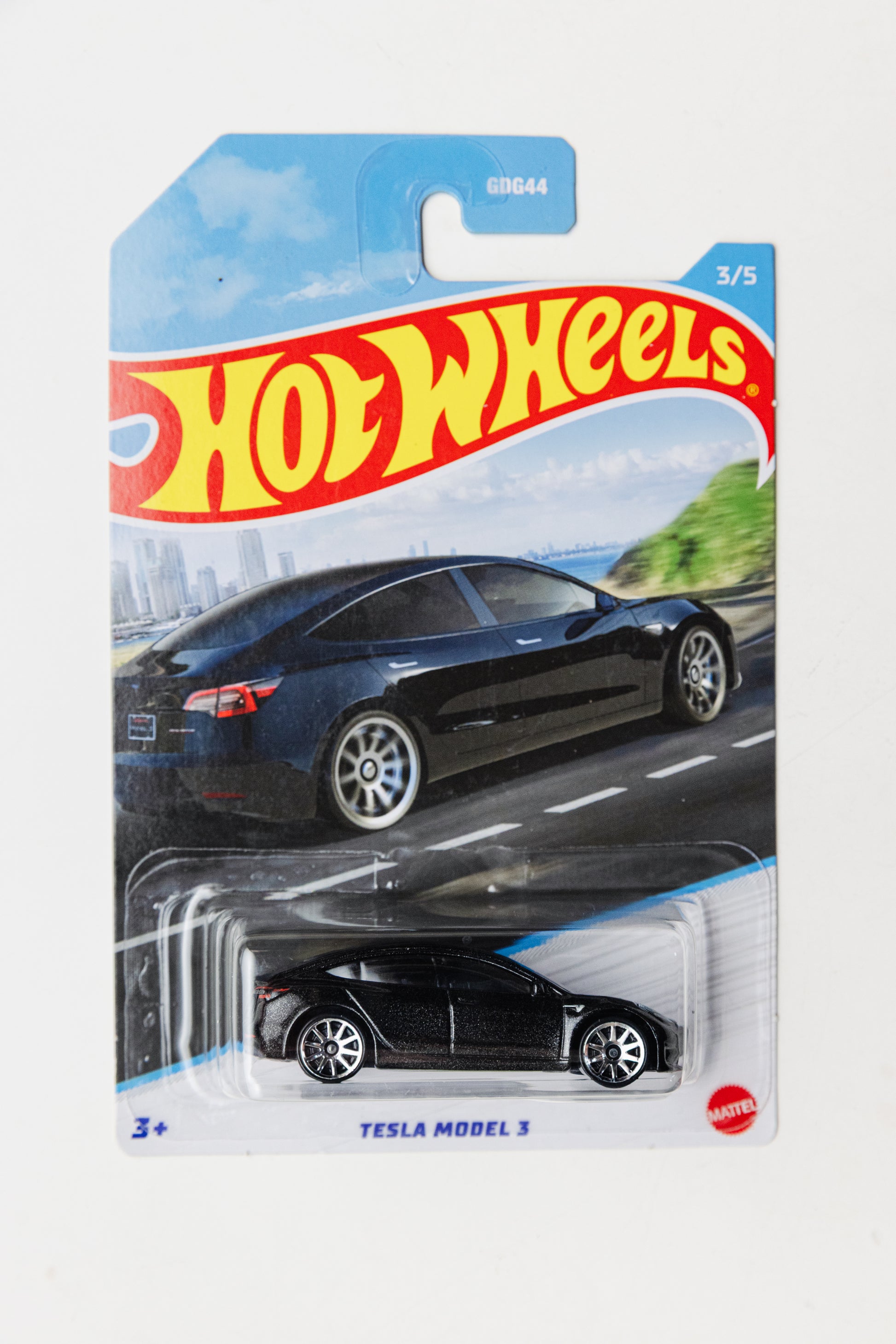 Luxury Sedans Tesla Model 3 - 3/5