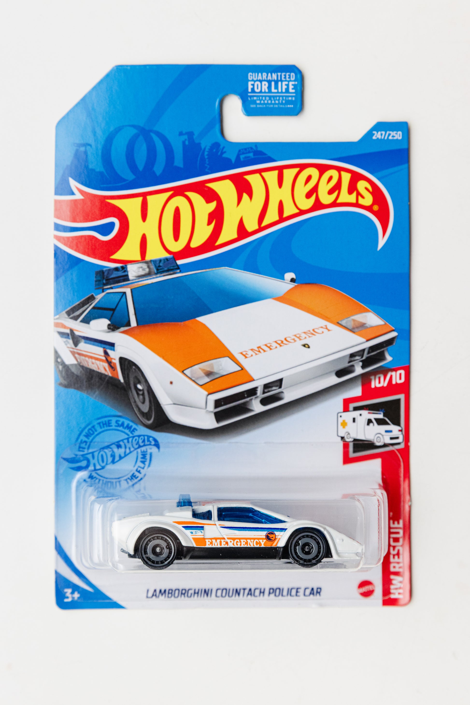 Lamborghini Countach Police Car TREASURE HUNT - HW Rescue (Soft Corners)