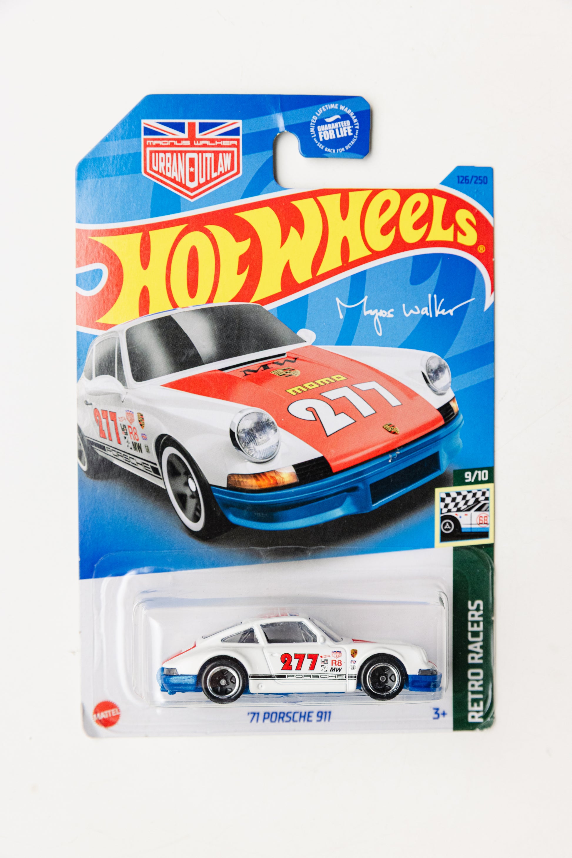 '71 Porsche 911 - Retro Racers (Damaged Card)