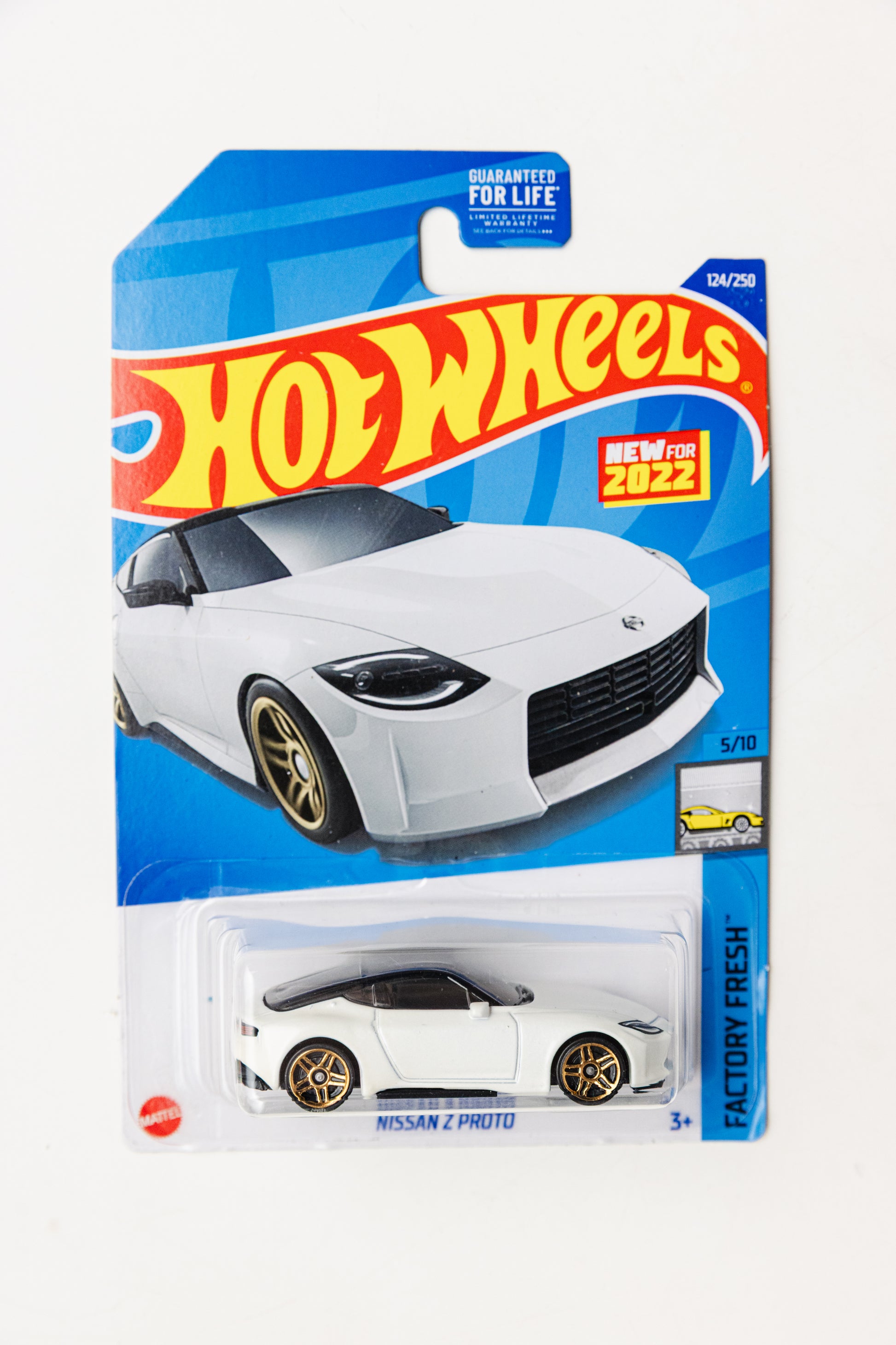 Nissan Z Protor - Factory Fresh (Soft Corners)