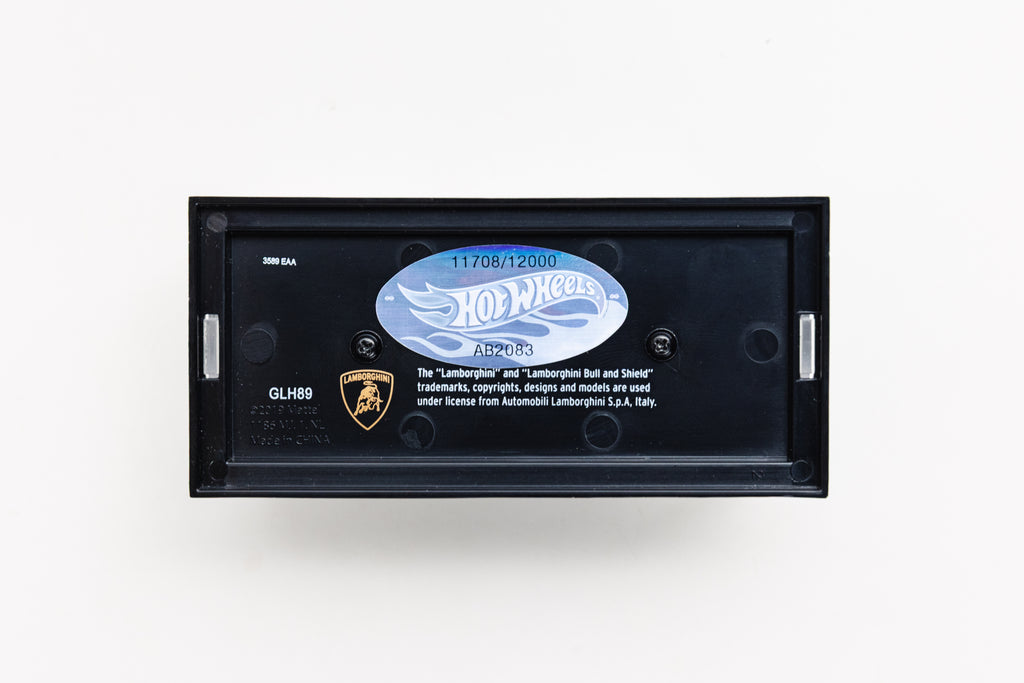 RLC Lamborghini Countach LP500 S - (UNSEALED)