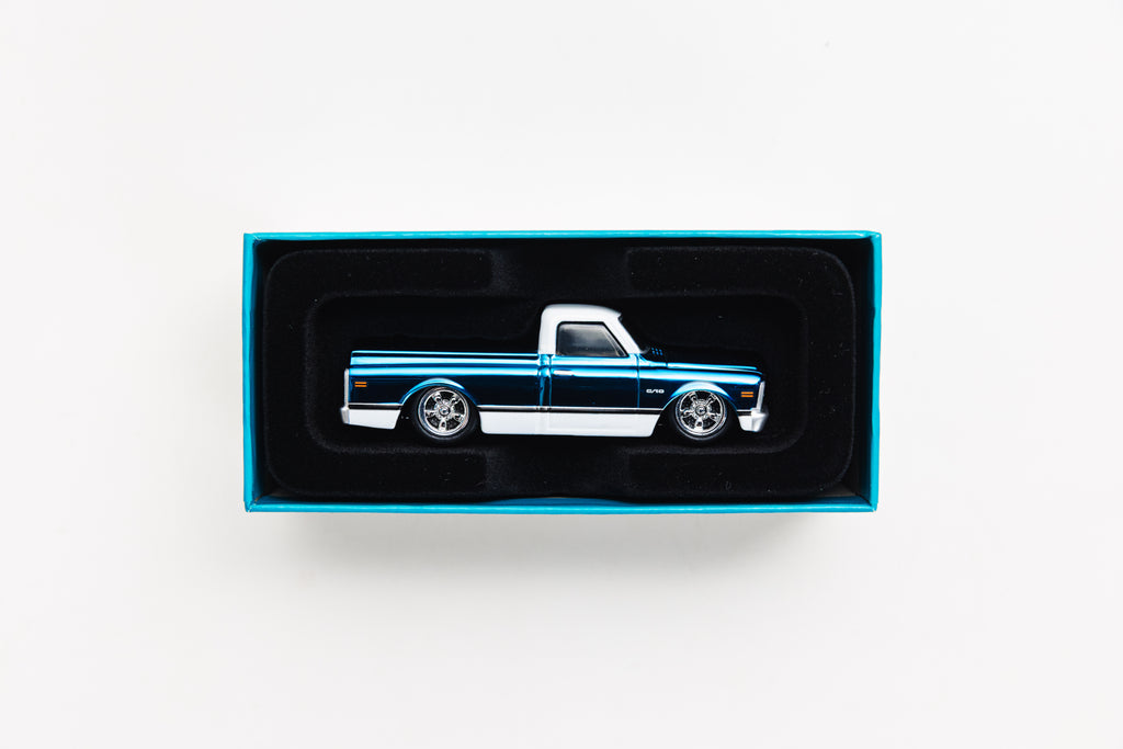 RLC Chevrolet C/10 - (UNSEALED)