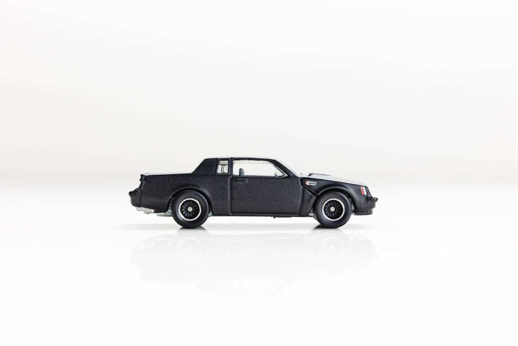 LOOSE Buick Grand National - Boulevard
